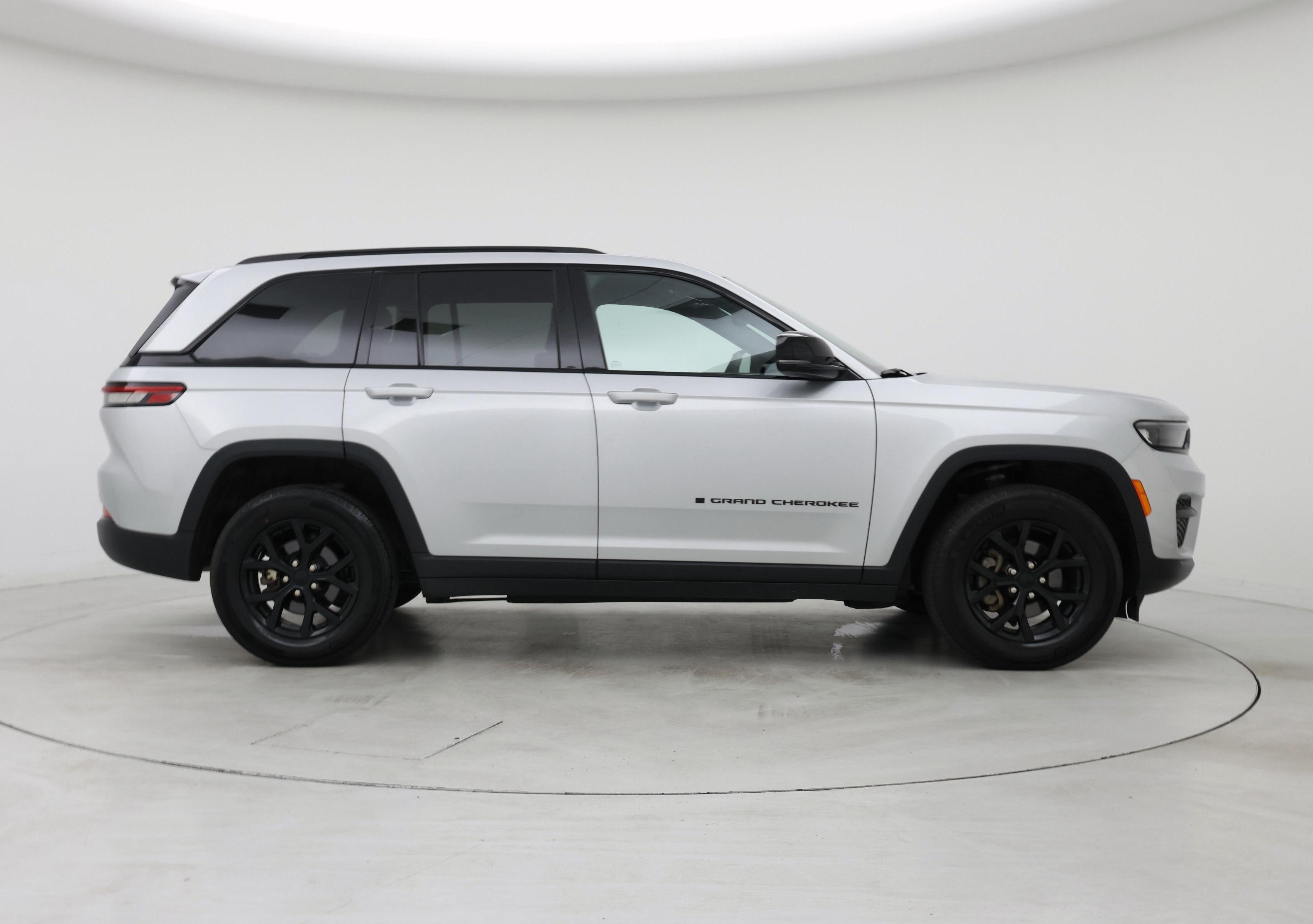 Thumbnail: 2024 Jeep Grand Cherokee - 7