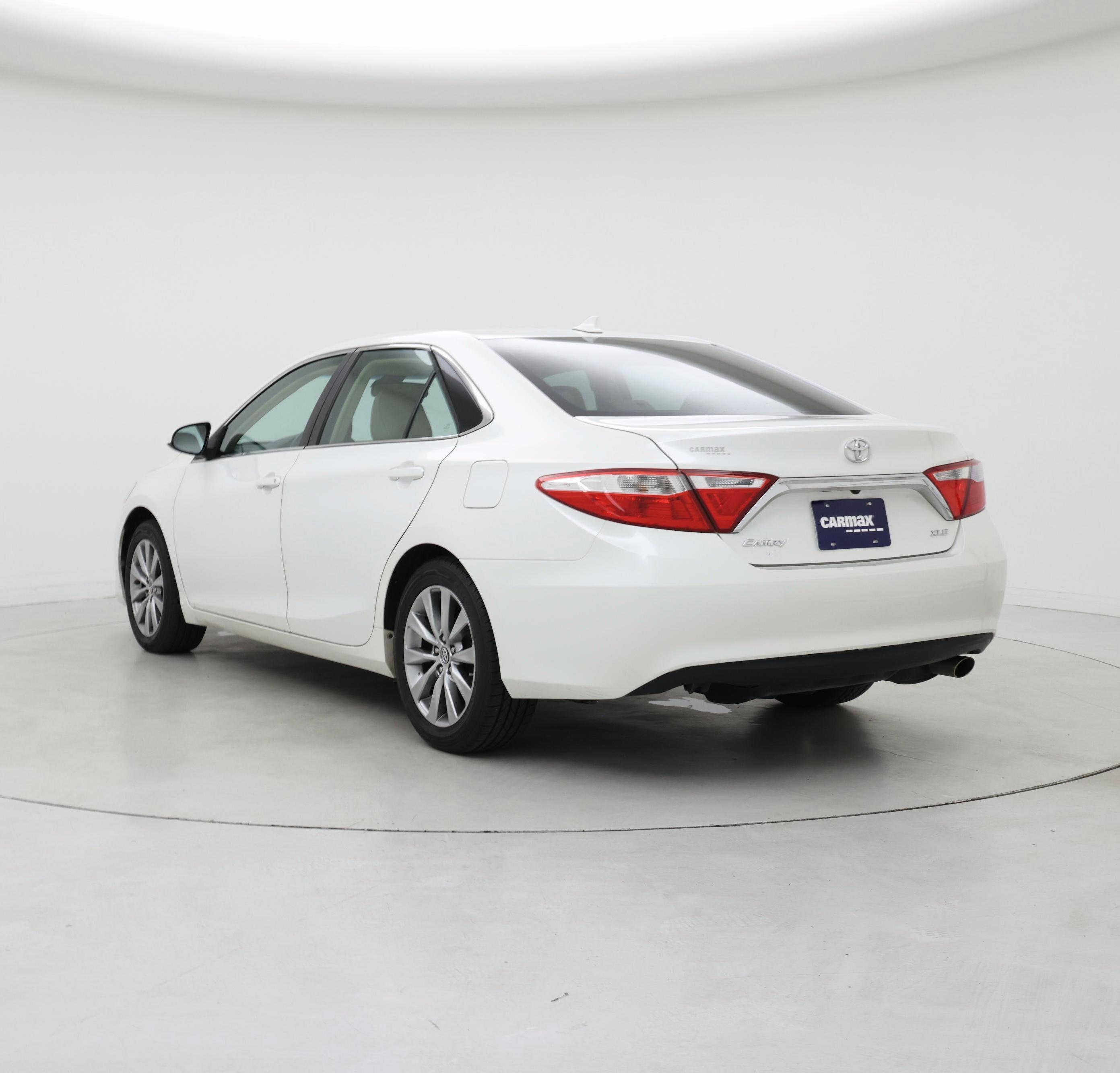 Thumbnail: 2015 Toyota Camry - 2