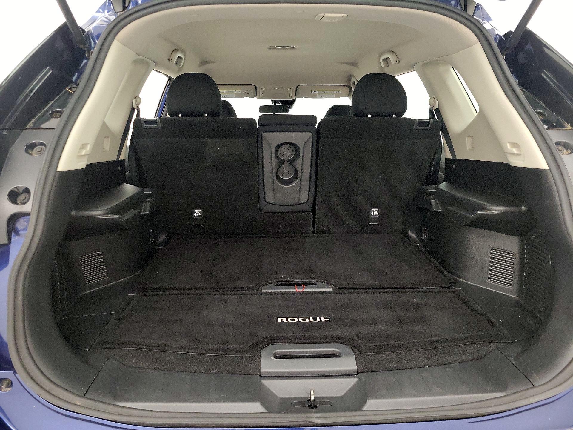 Thumbnail: 2019 Nissan Rogue - 20