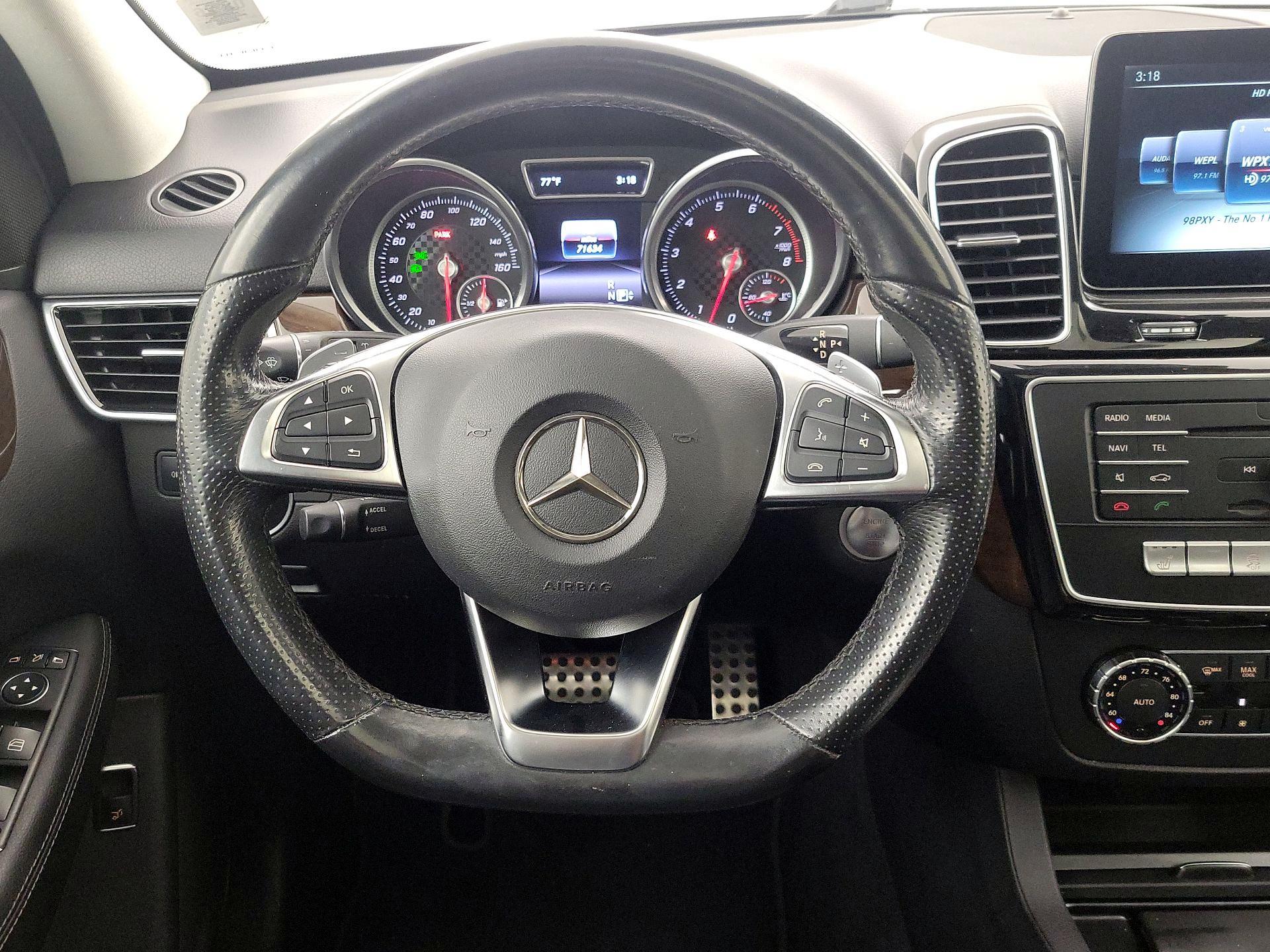 Thumbnail: 2016 Mercedes-Benz GLE - 10