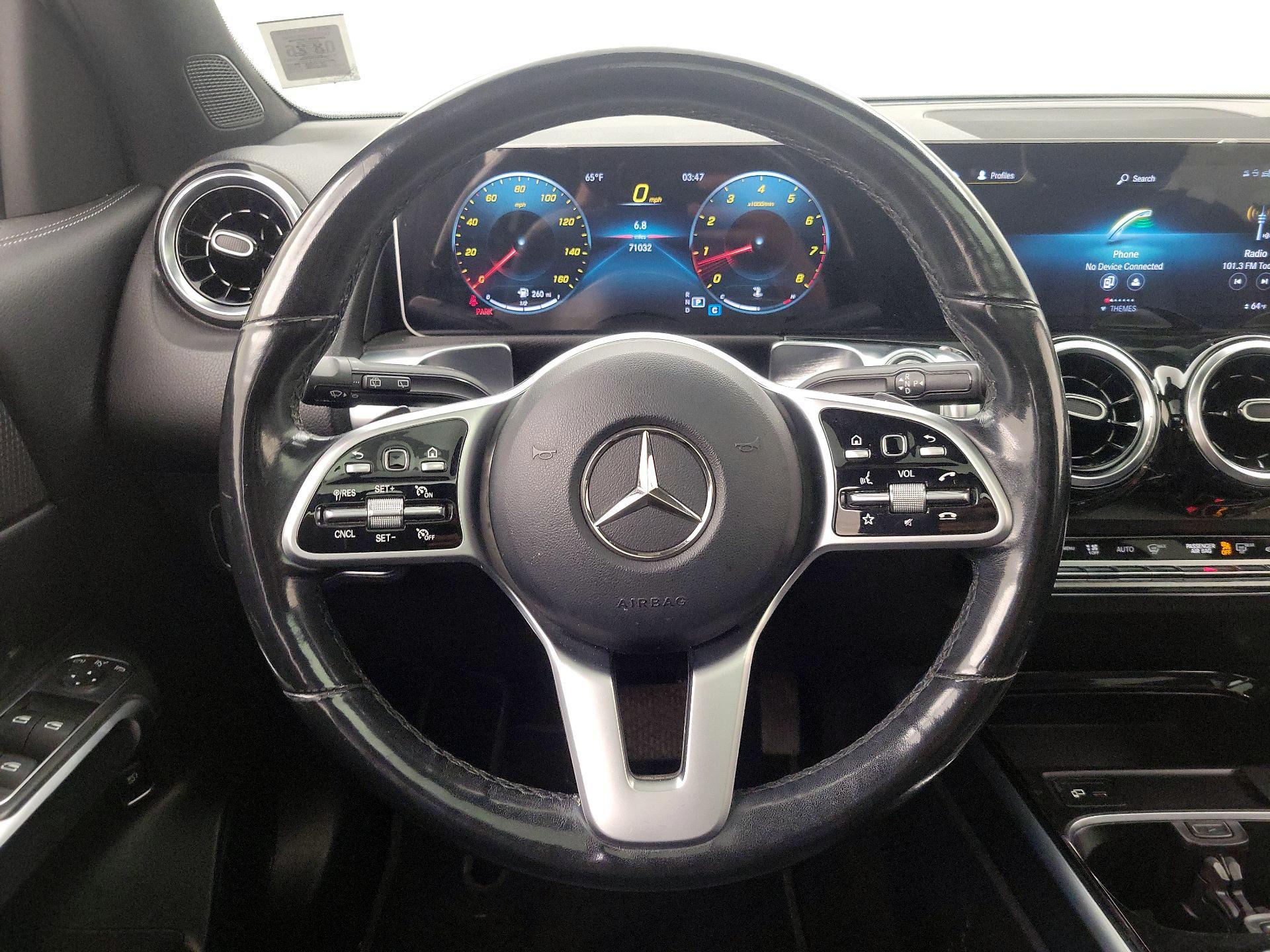 Thumbnail: 2021 Mercedes-Benz GLB - 10