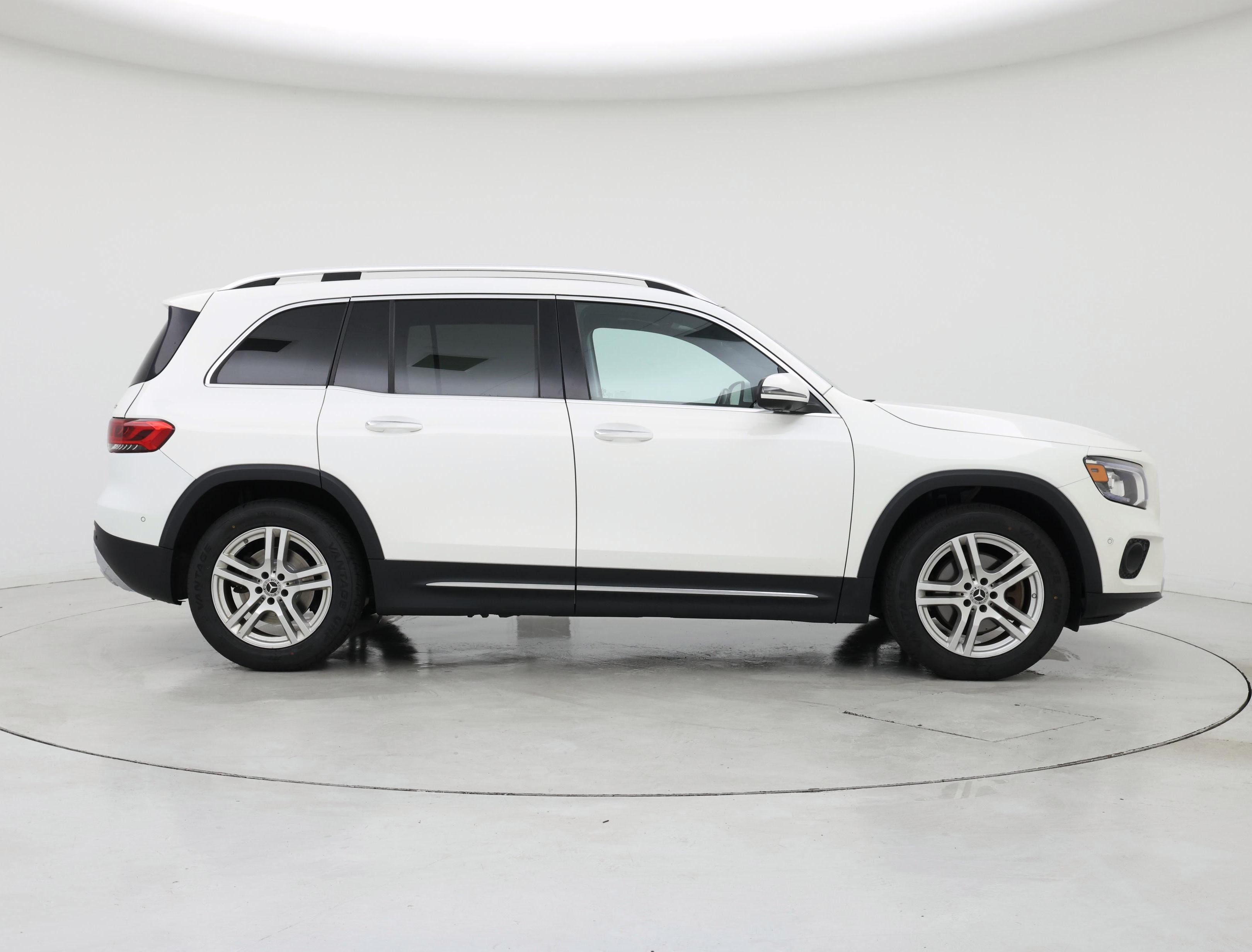 Thumbnail: 2021 Mercedes-Benz GLB - 7