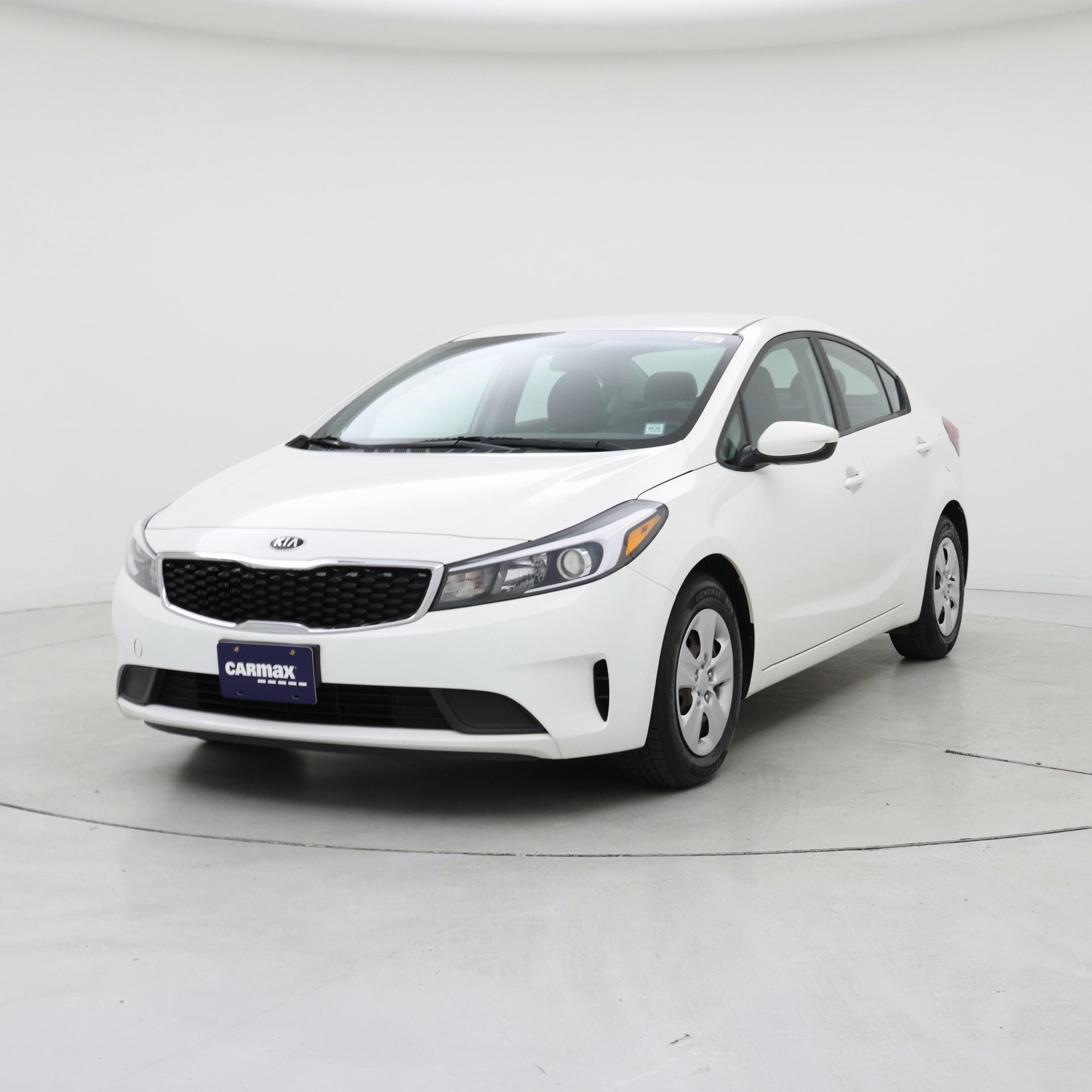 Thumbnail: 2018 Kia Forte - 4