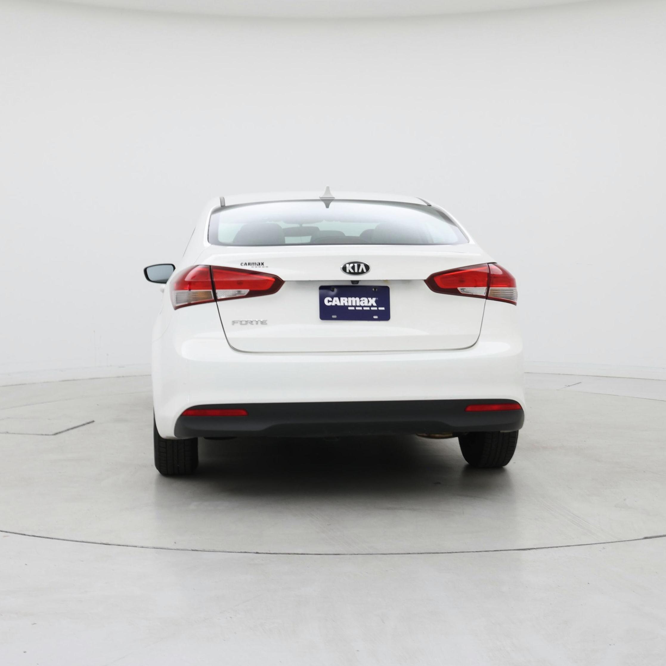 Thumbnail: 2018 Kia Forte - 6