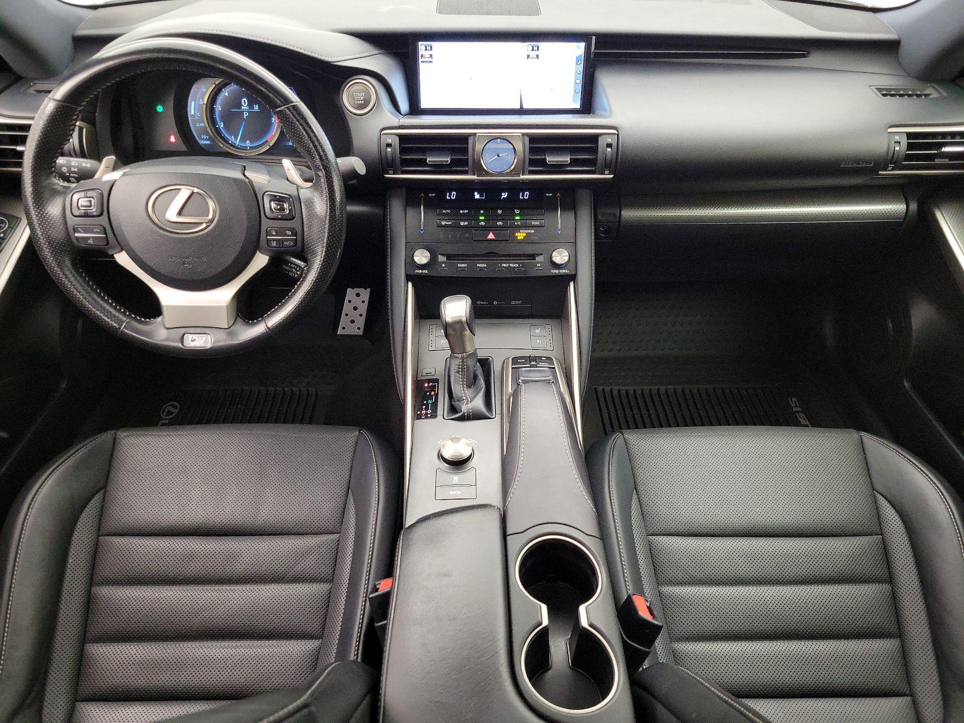 Thumbnail: 2017 Lexus IS - 9