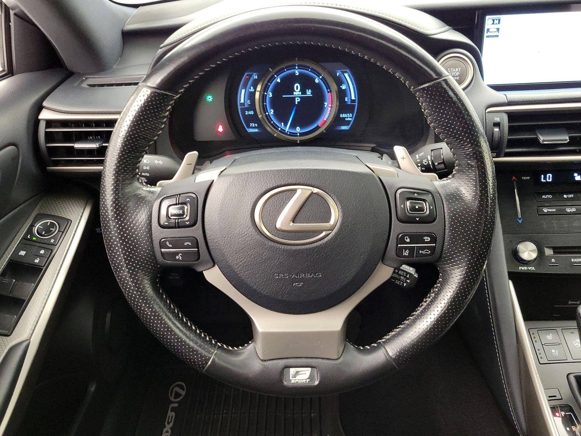 Thumbnail: 2017 Lexus IS - 10
