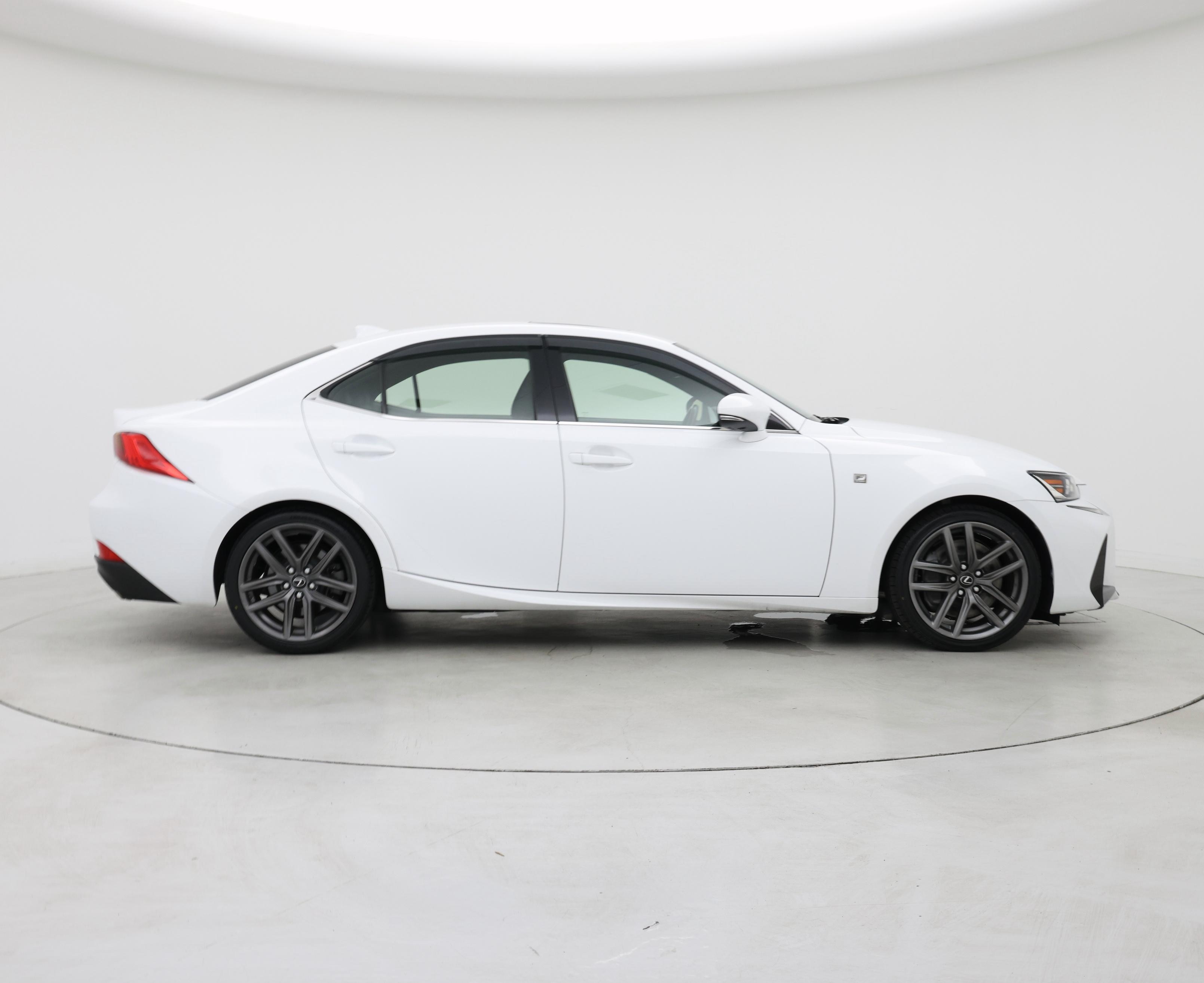 Thumbnail: 2017 Lexus IS - 7