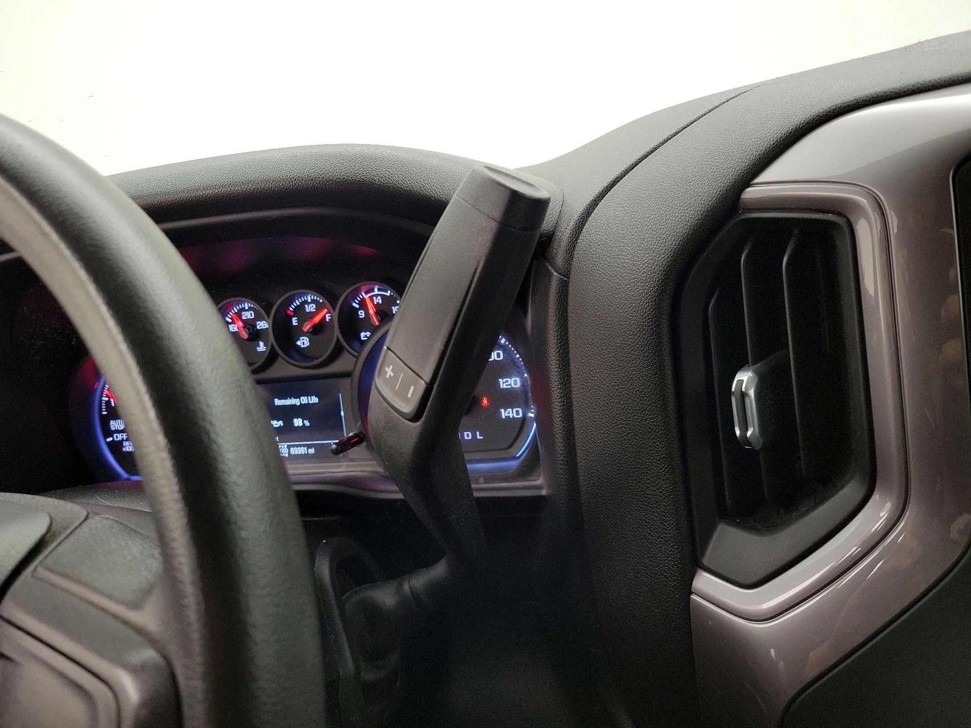 Thumbnail: 2020 Chevrolet Silverado 1500 - 17