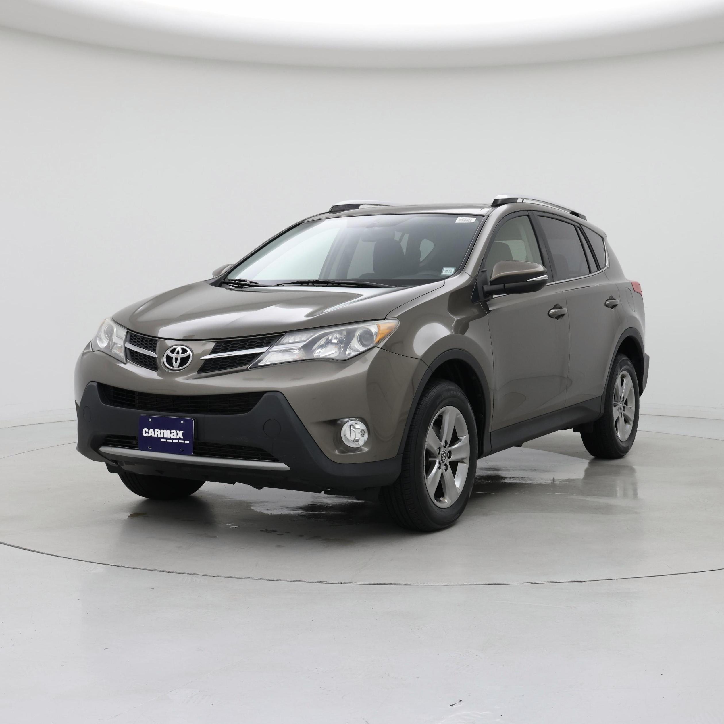 Thumbnail: 2015 Toyota RAV4 - 4