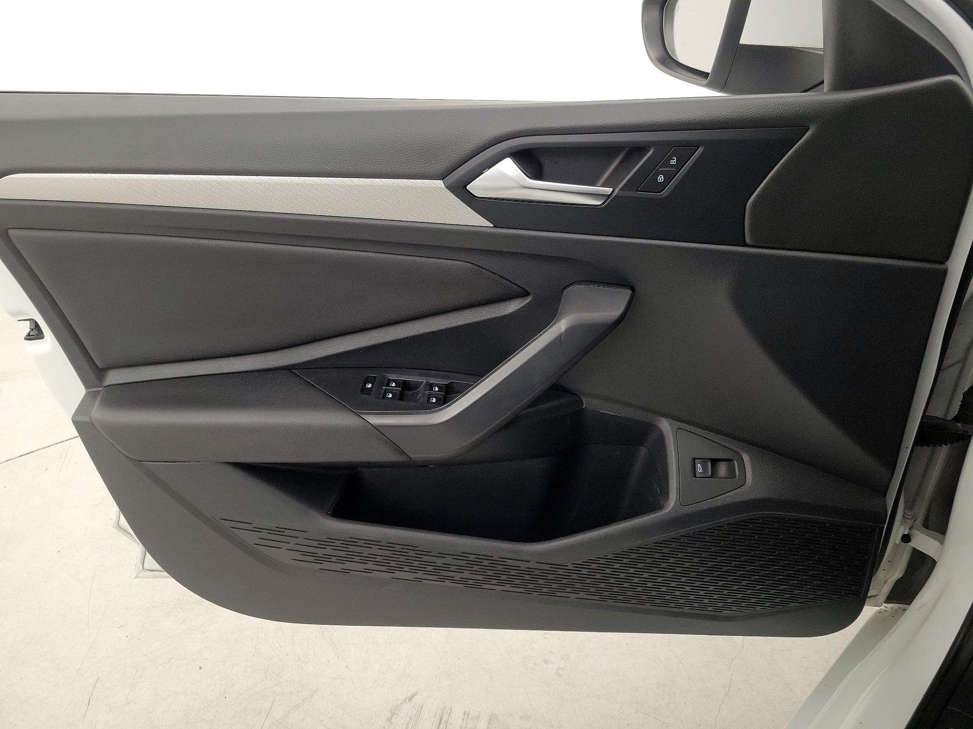 Thumbnail: 2019 Volkswagen Jetta - 12