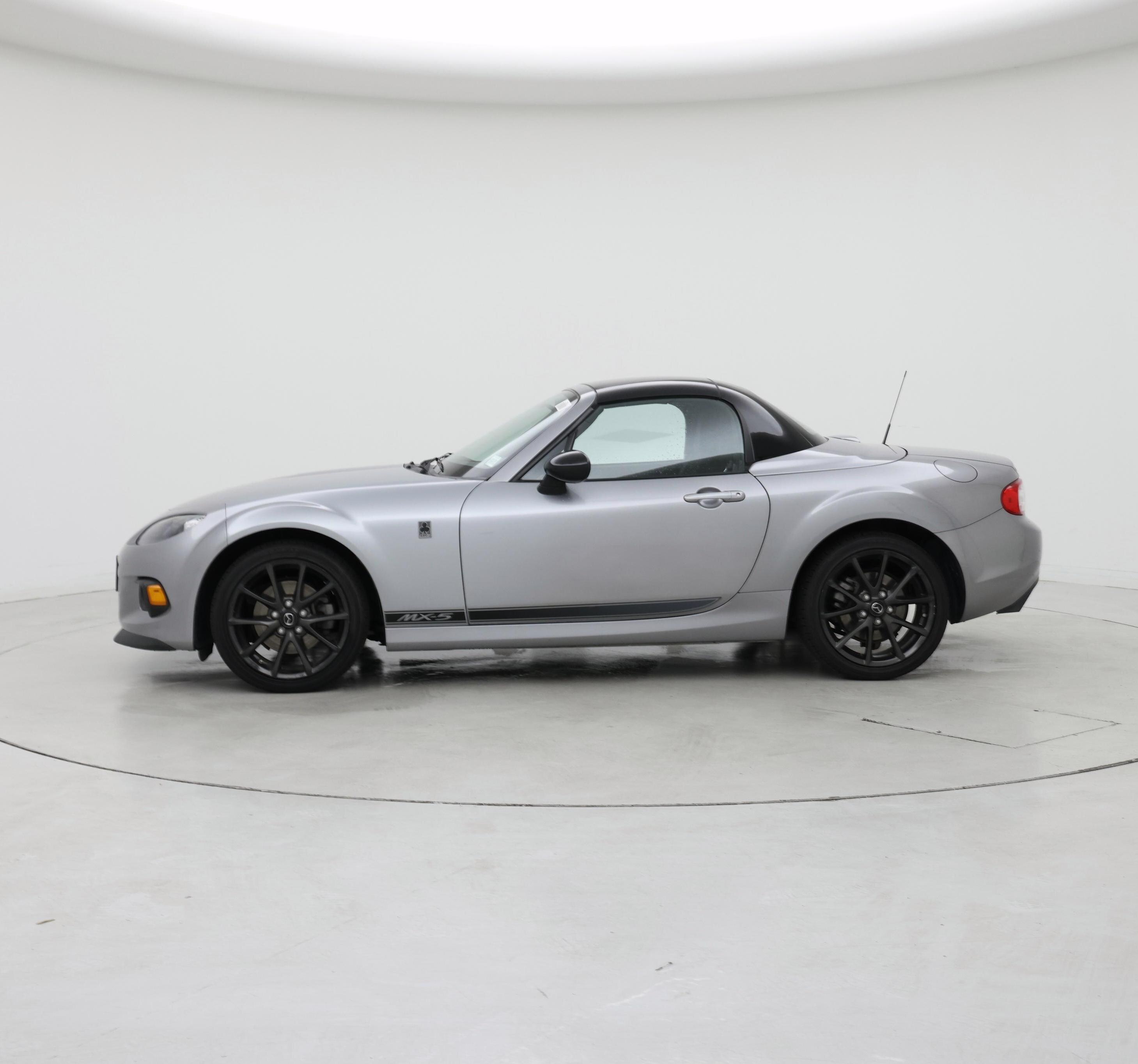 Thumbnail: 2015 Mazda MX-5 Miata - 3