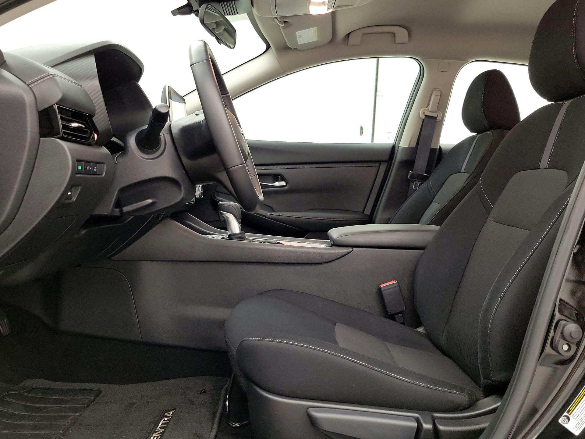 Thumbnail: 2023 Nissan Sentra - 11