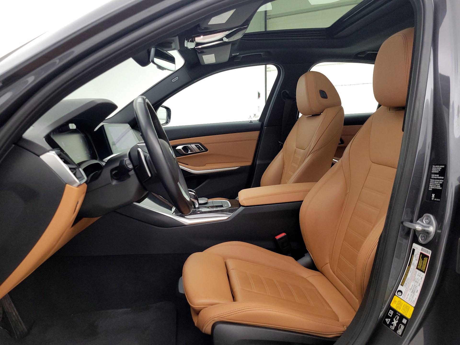 Thumbnail: 2021 BMW 3 Series - 11