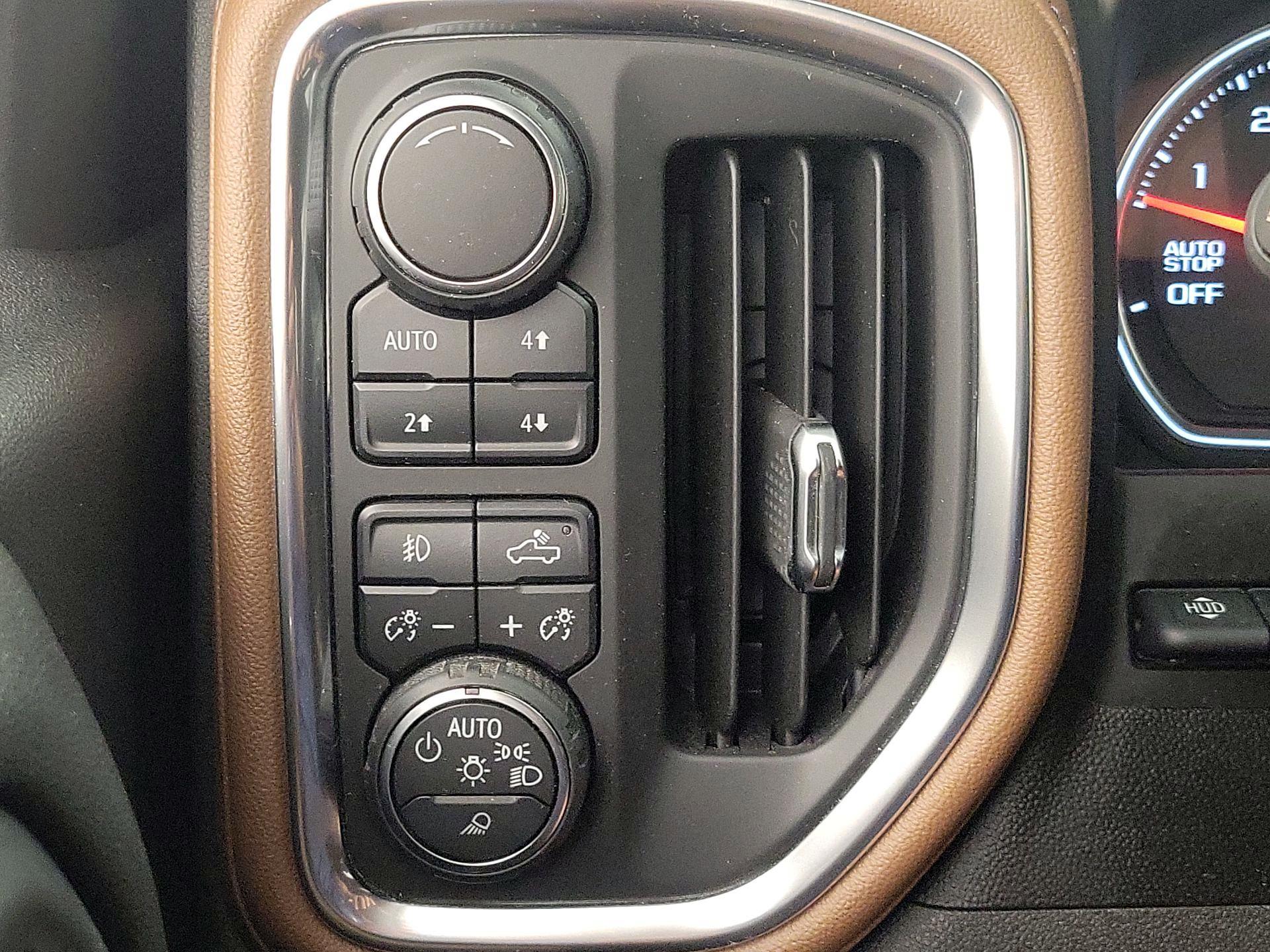 Thumbnail: 2019 Chevrolet Silverado 1500 - 13
