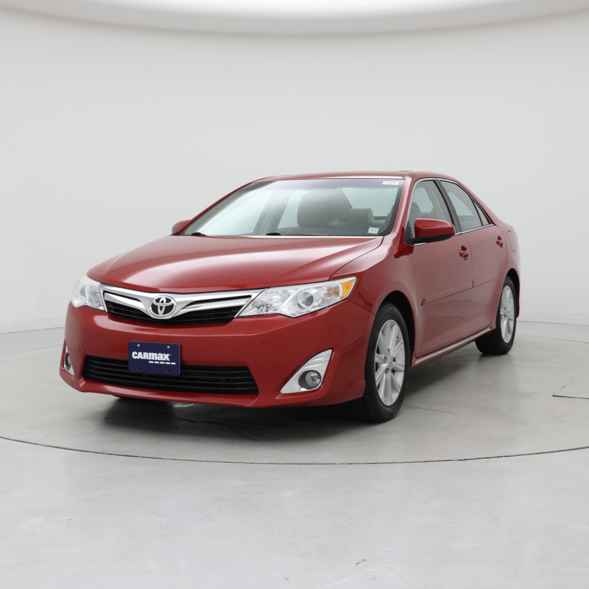 Thumbnail: 2014 Toyota Camry - 4