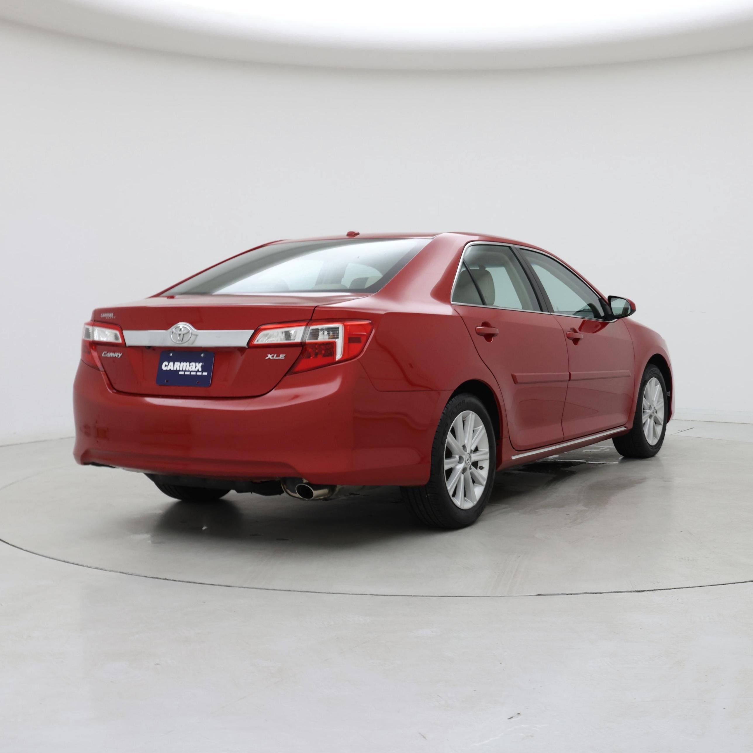 Thumbnail: 2014 Toyota Camry - 8