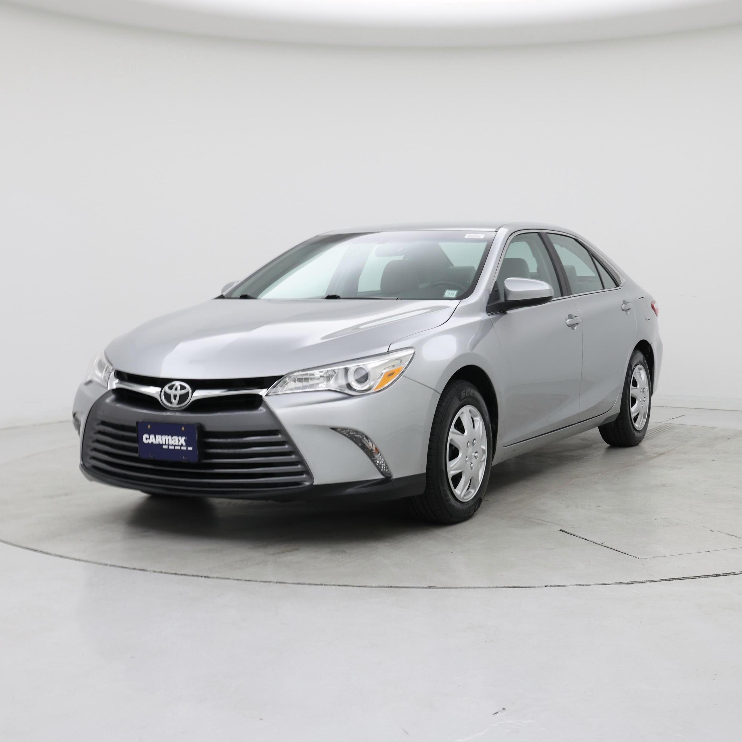 Thumbnail: 2015 Toyota Camry - 4