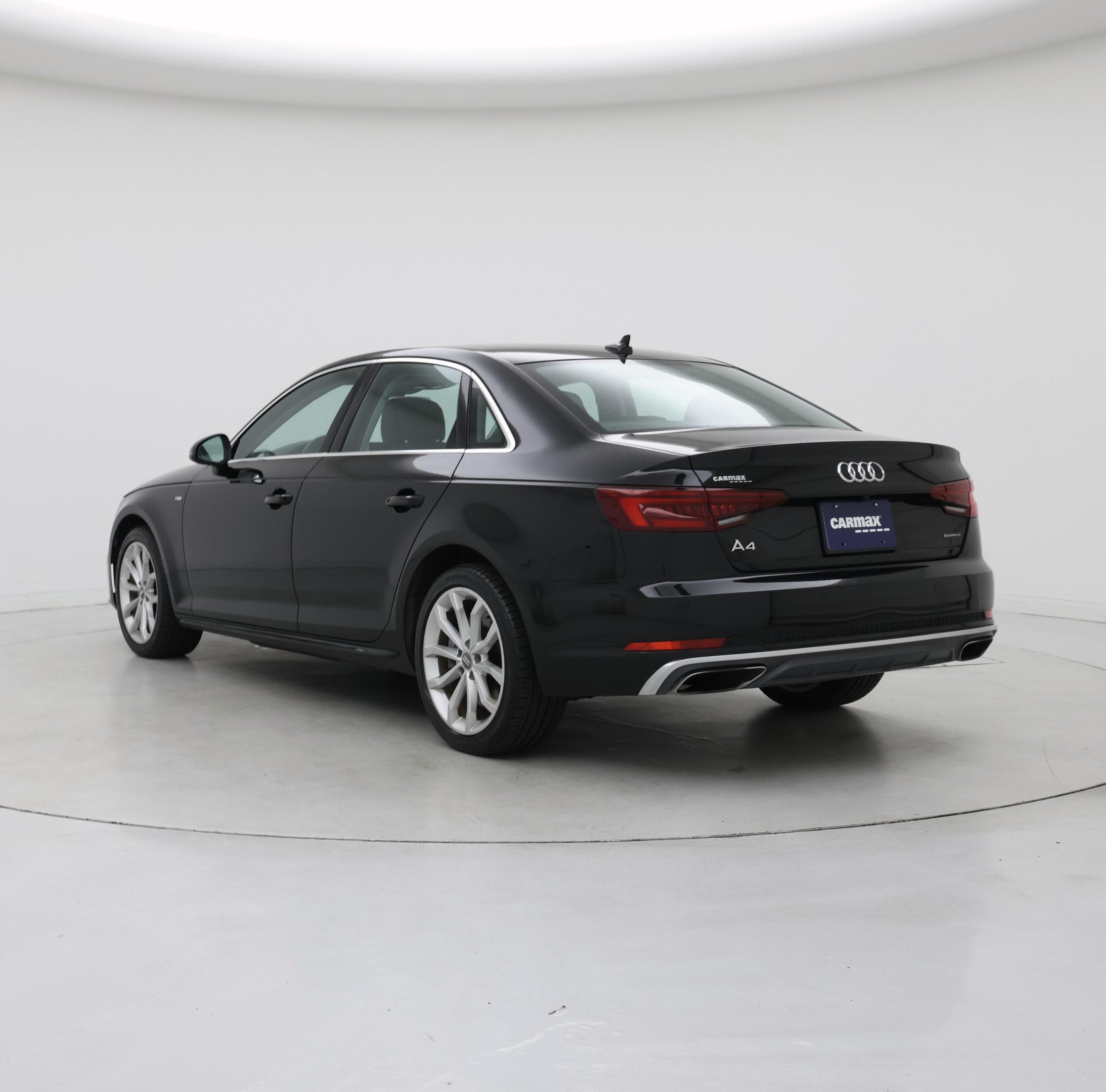 Thumbnail: 2019 Audi A4 - 2