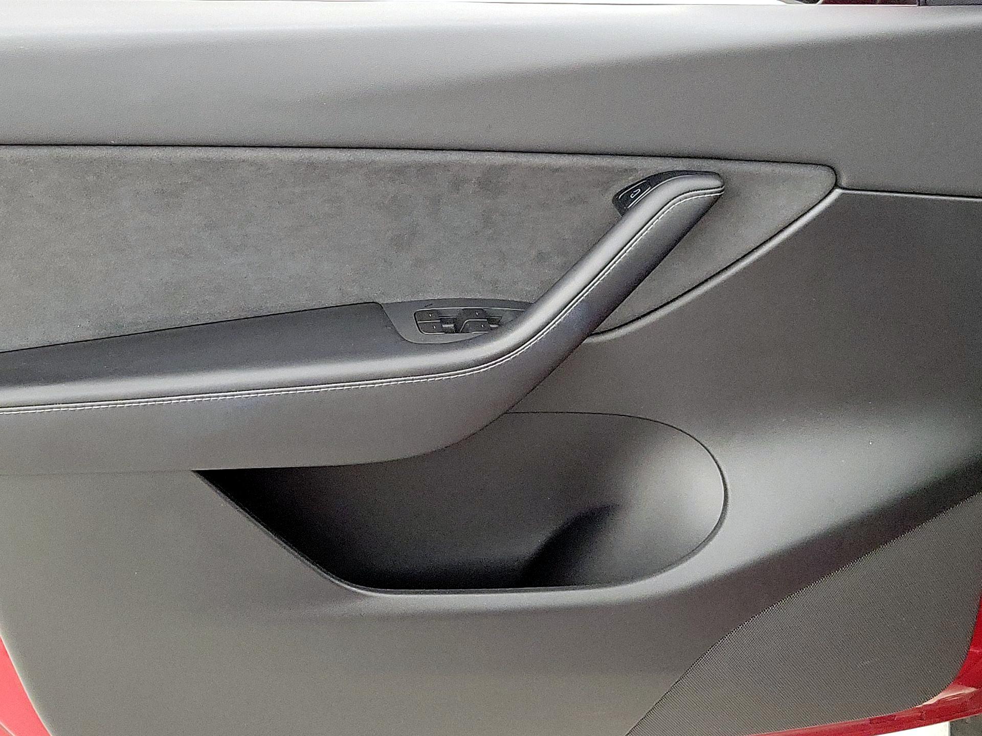Thumbnail: 2021 Tesla Model Y - 12