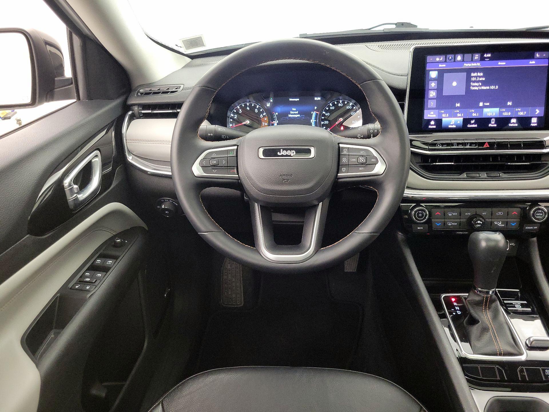 Thumbnail: 2022 Jeep Compass - 10