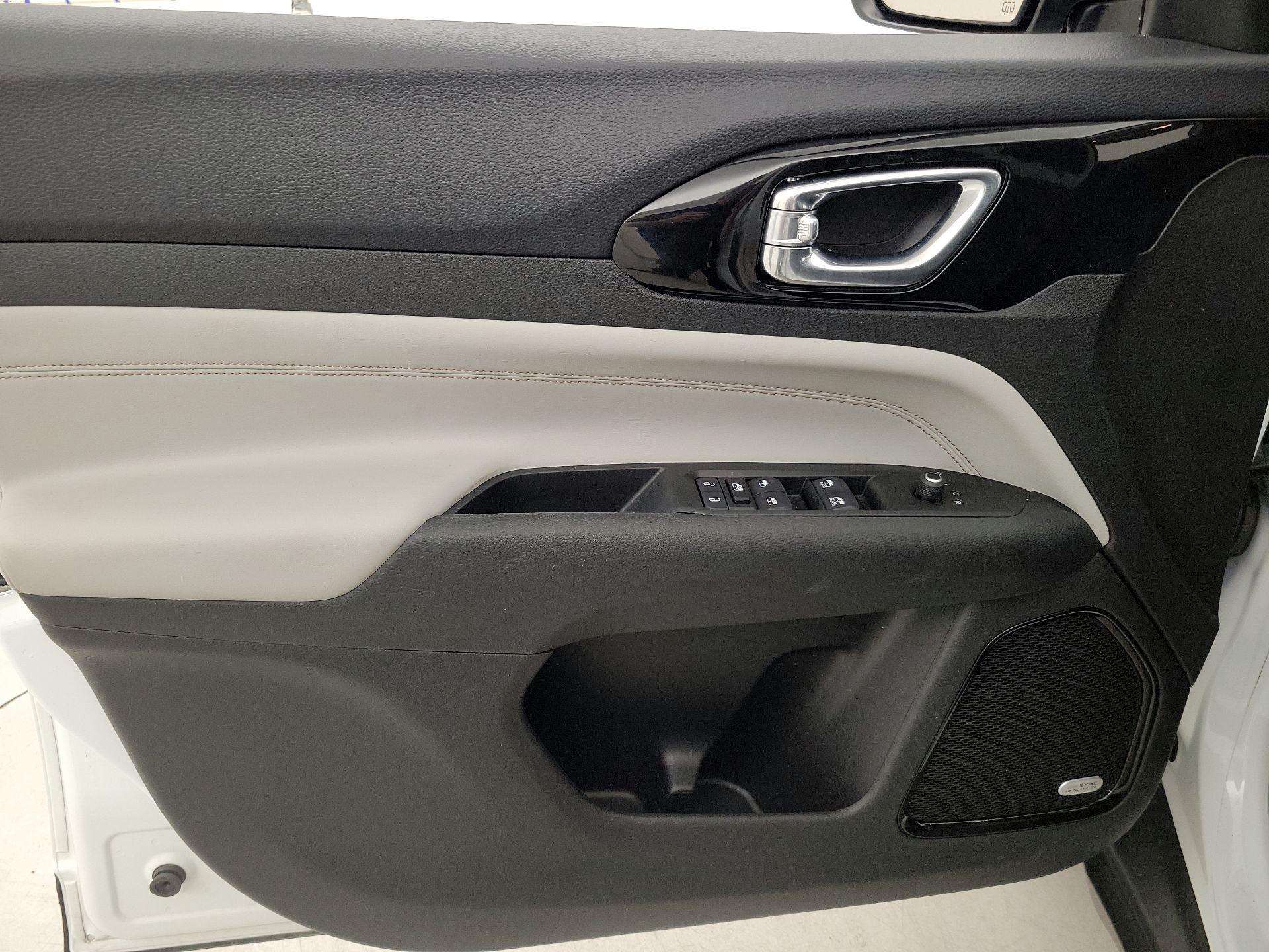 Thumbnail: 2022 Jeep Compass - 12