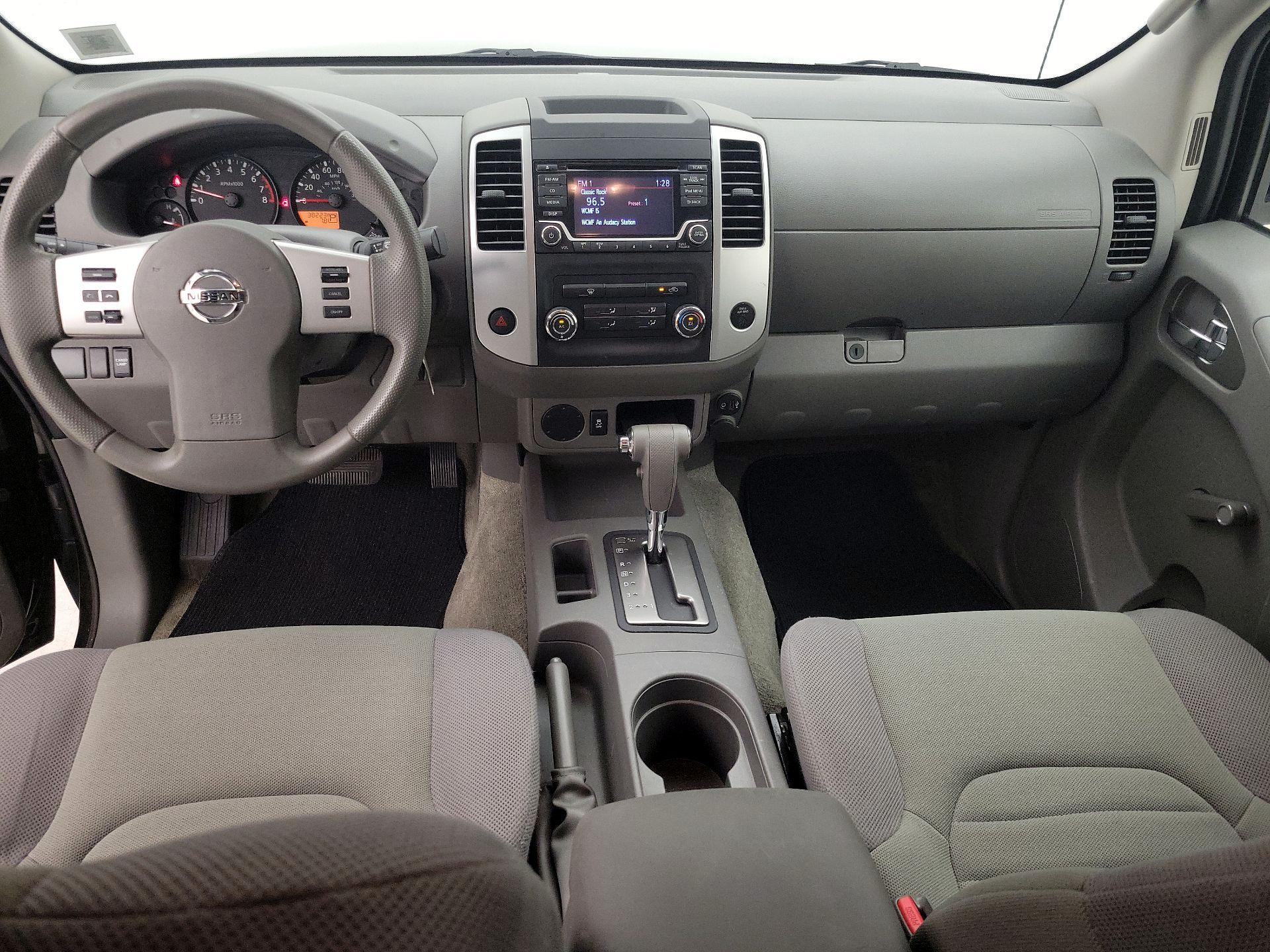 Thumbnail: 2017 Nissan Frontier - 9