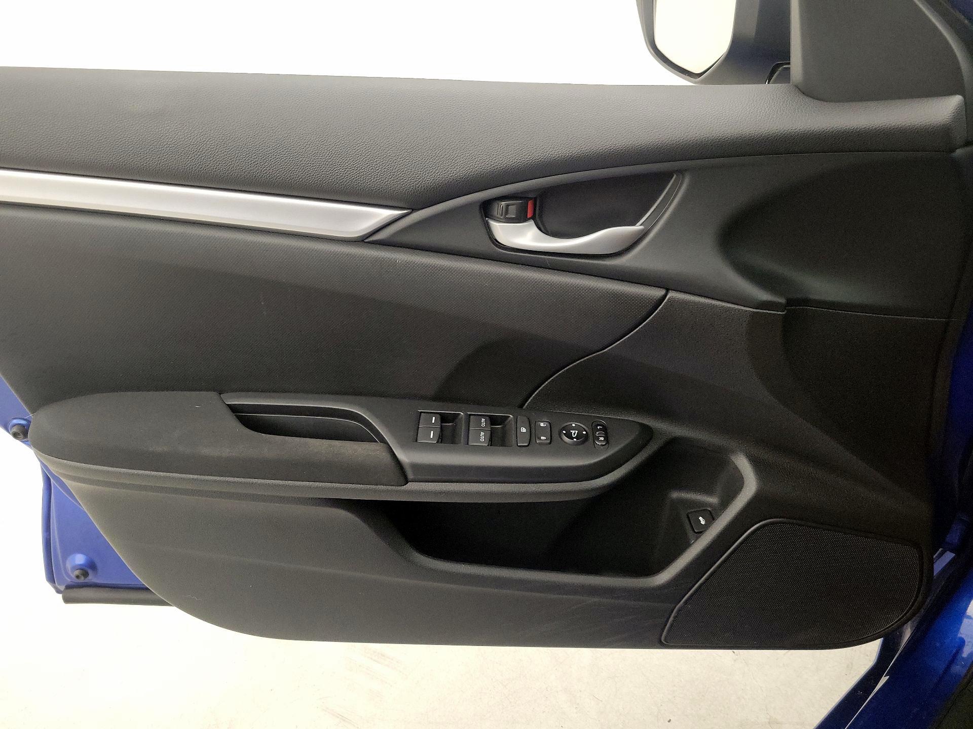 Thumbnail: 2017 Honda Civic - 12