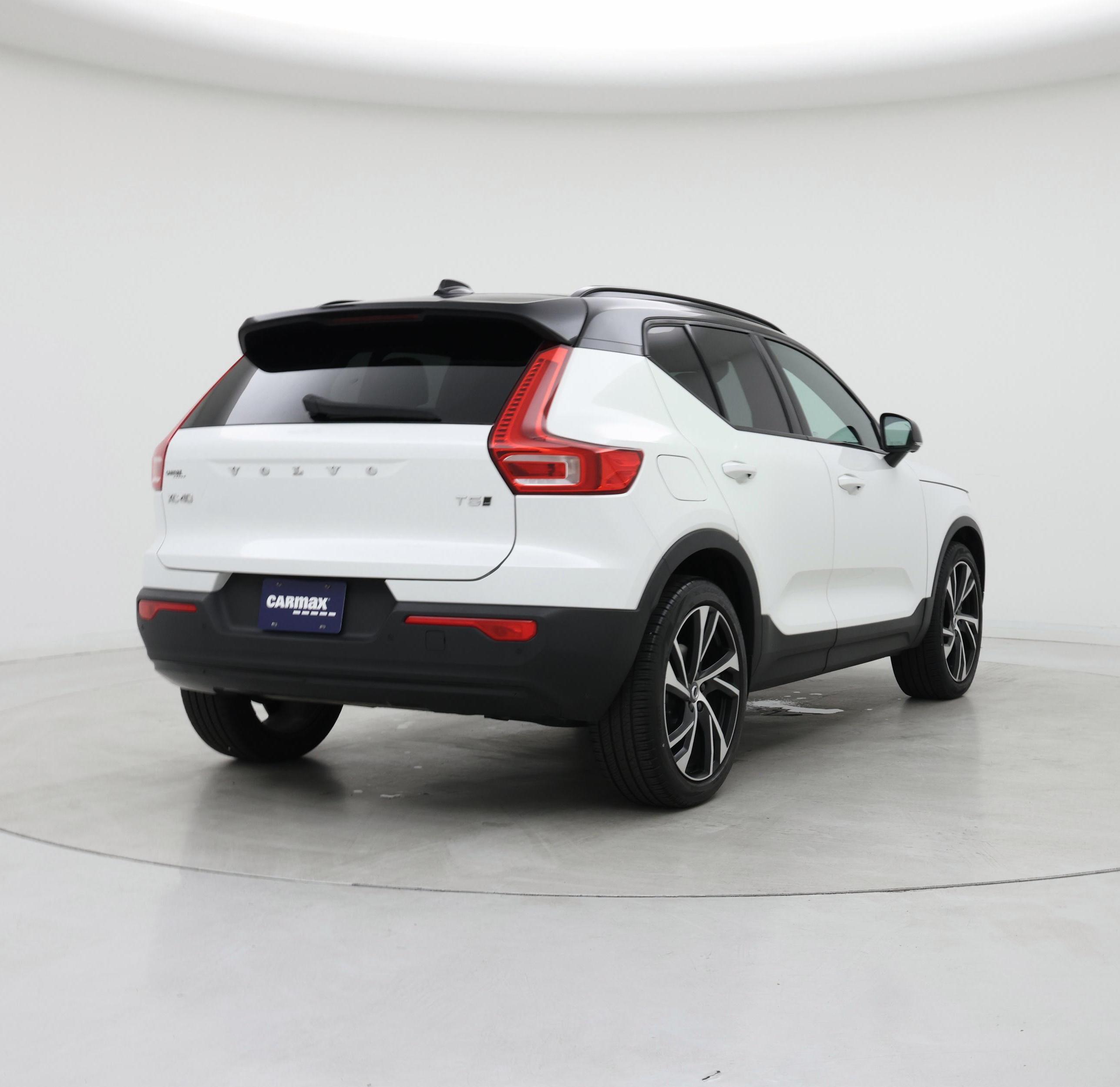 Thumbnail: 2021 Volvo XC40 - 8