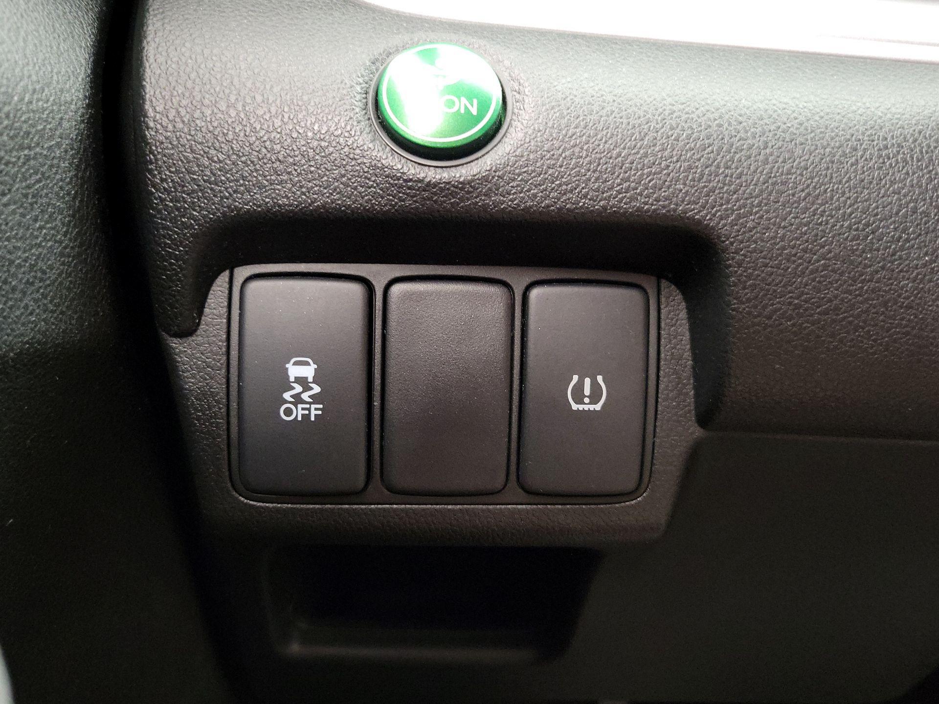 Thumbnail: 2015 Honda CR-V - 13