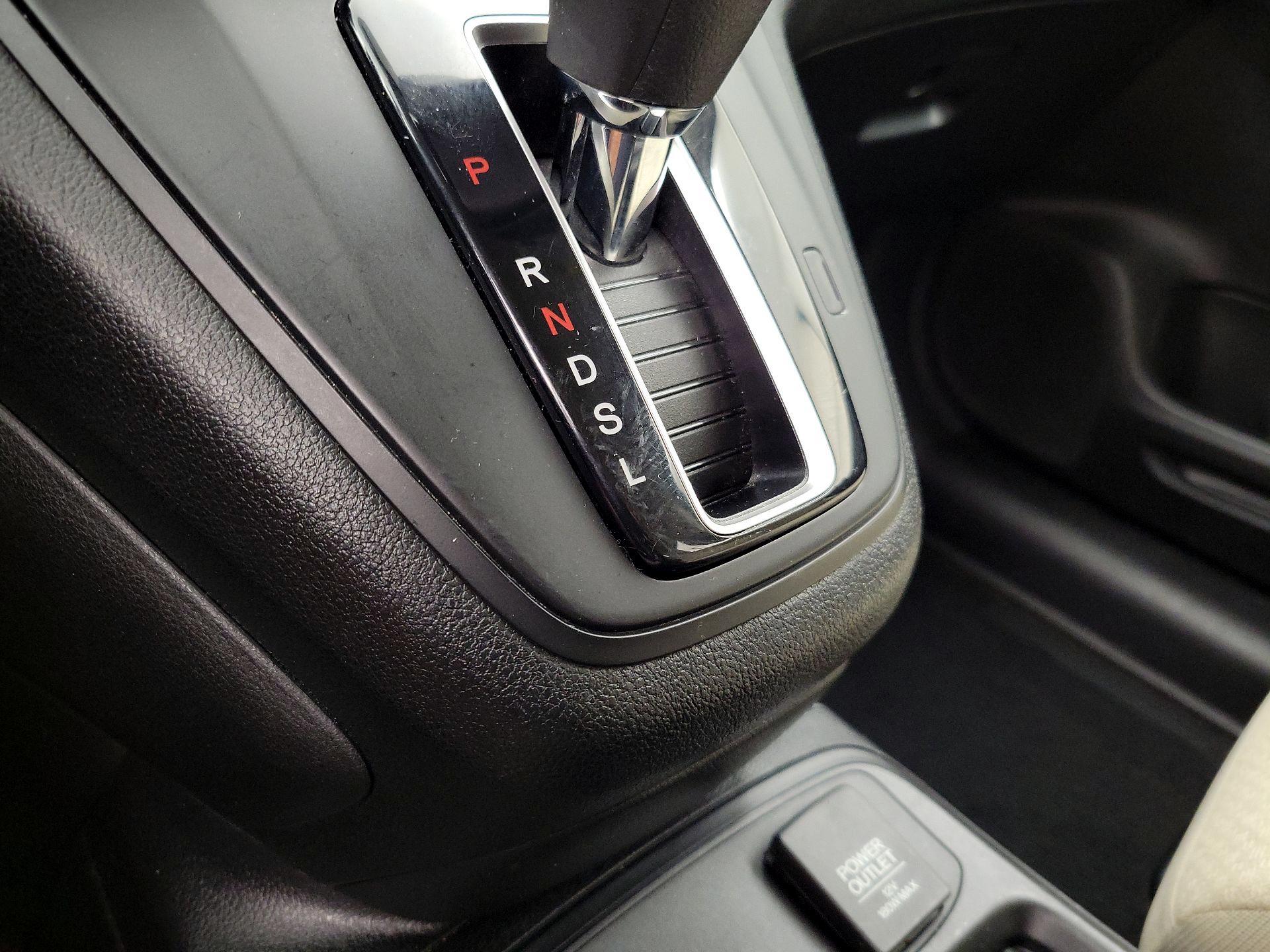 Thumbnail: 2015 Honda CR-V - 17