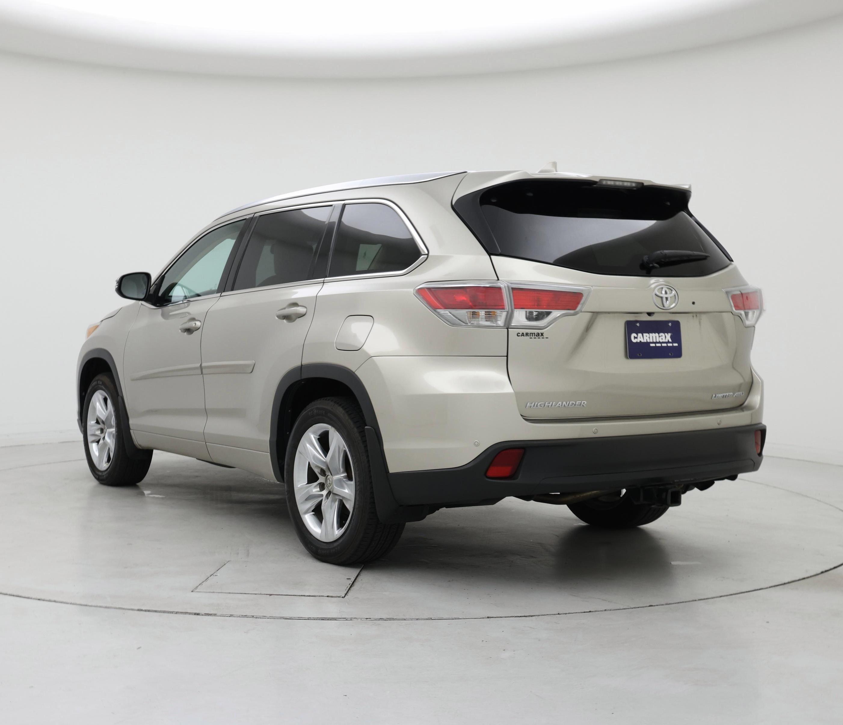 Thumbnail: 2015 Toyota Highlander - 2