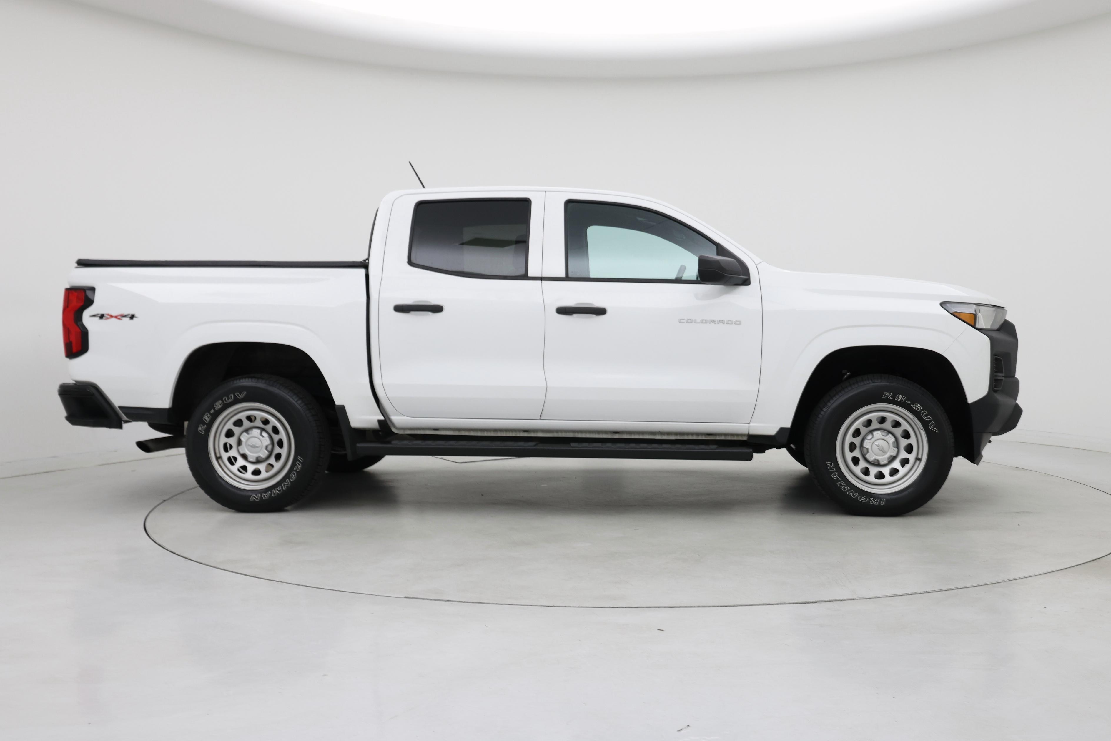 Thumbnail: 2023 Chevrolet Colorado - 7