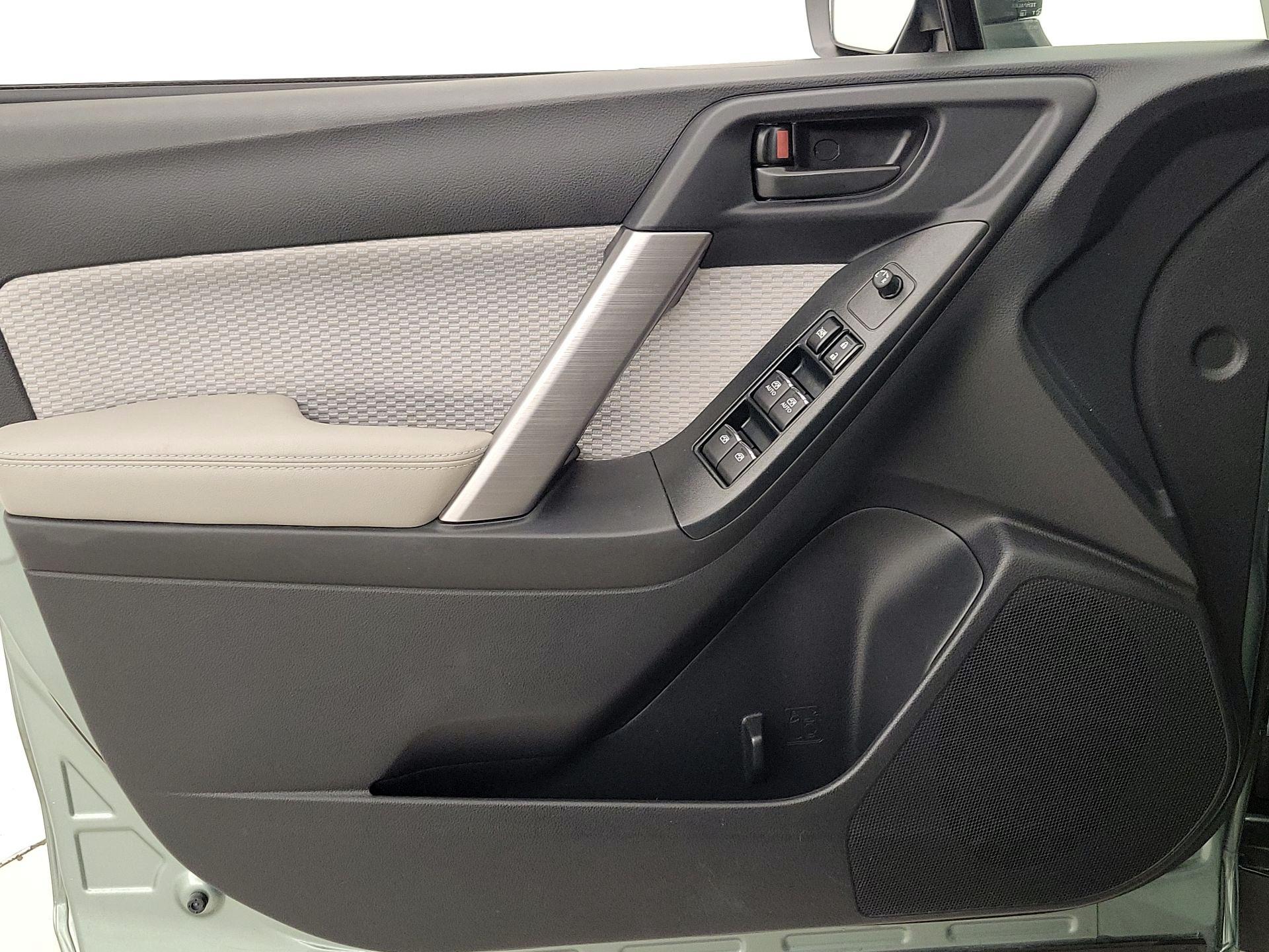 Thumbnail: 2018 Subaru Forester - 12