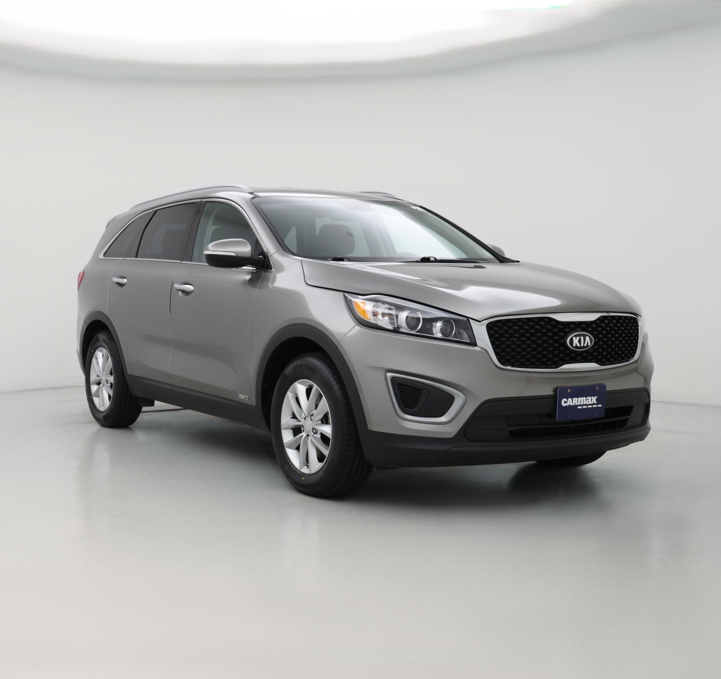 Thumbnail: 2016 Kia Sorento - 1