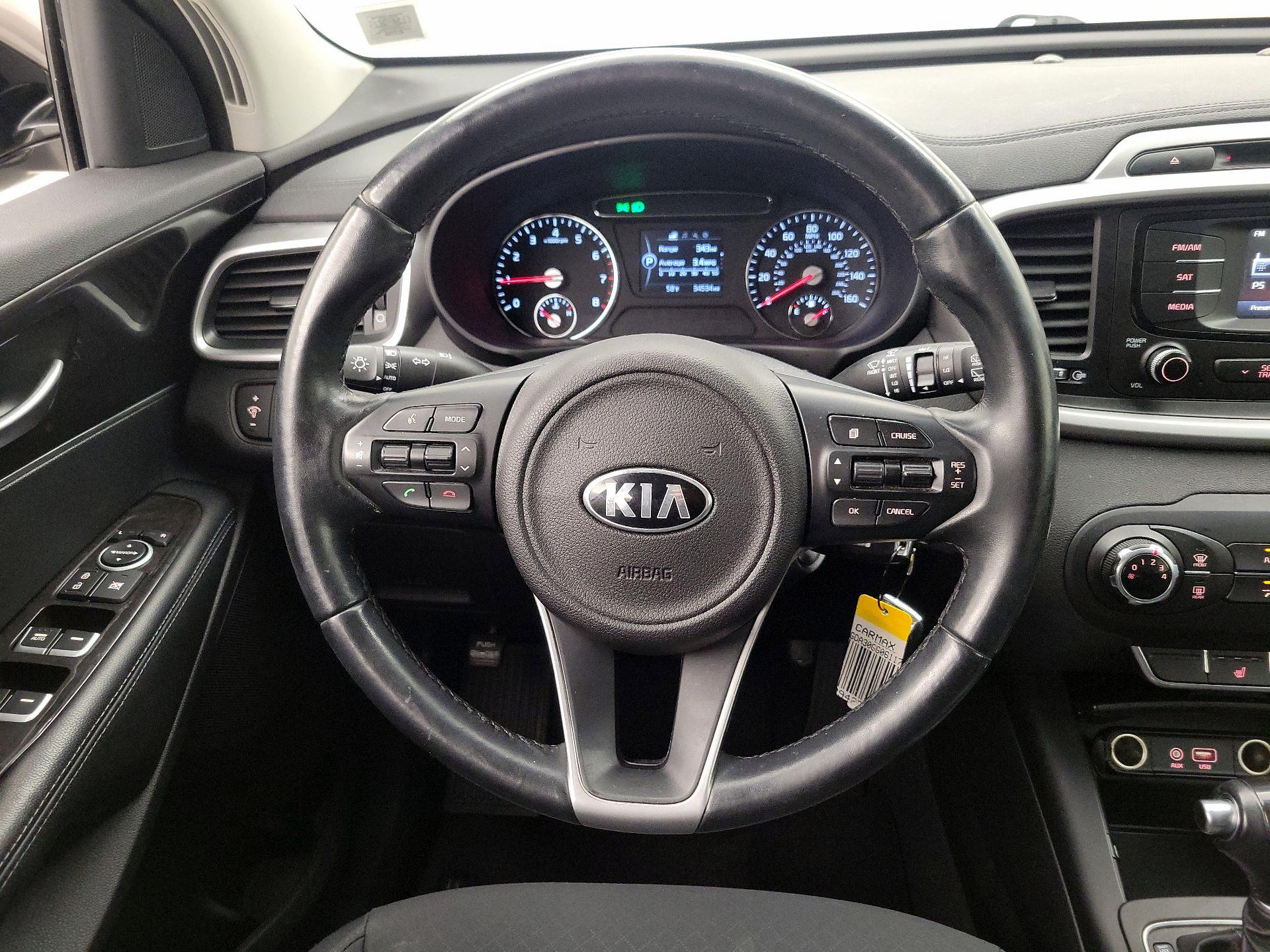 Thumbnail: 2016 Kia Sorento - 10