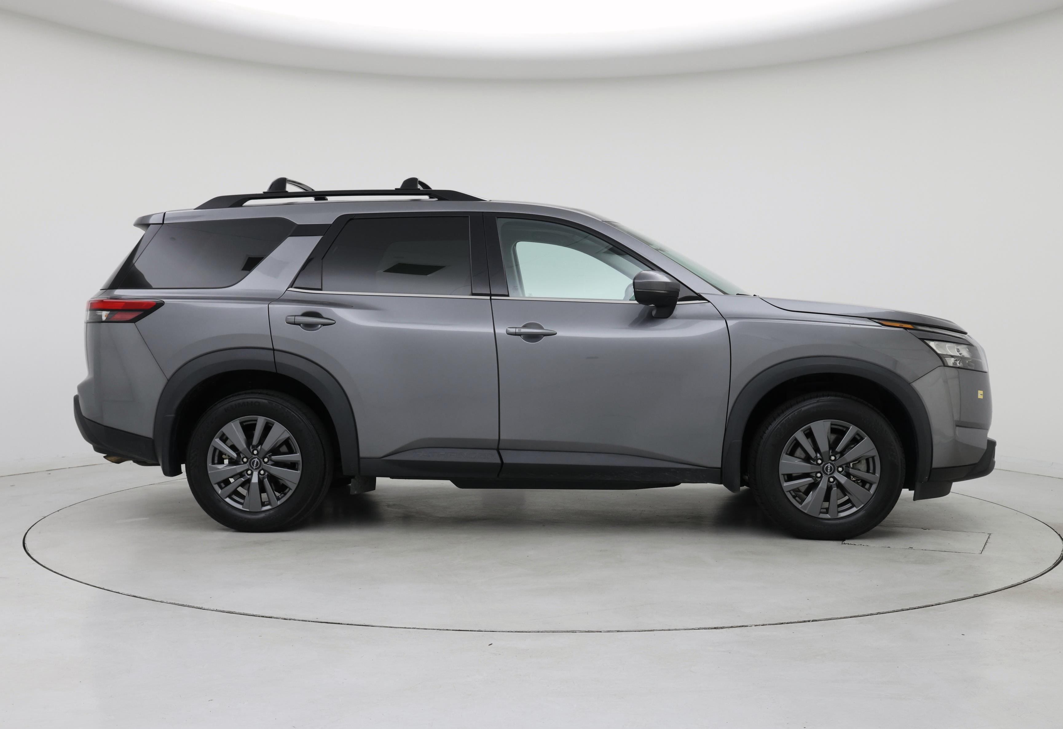 Thumbnail: 2023 Nissan Pathfinder - 7
