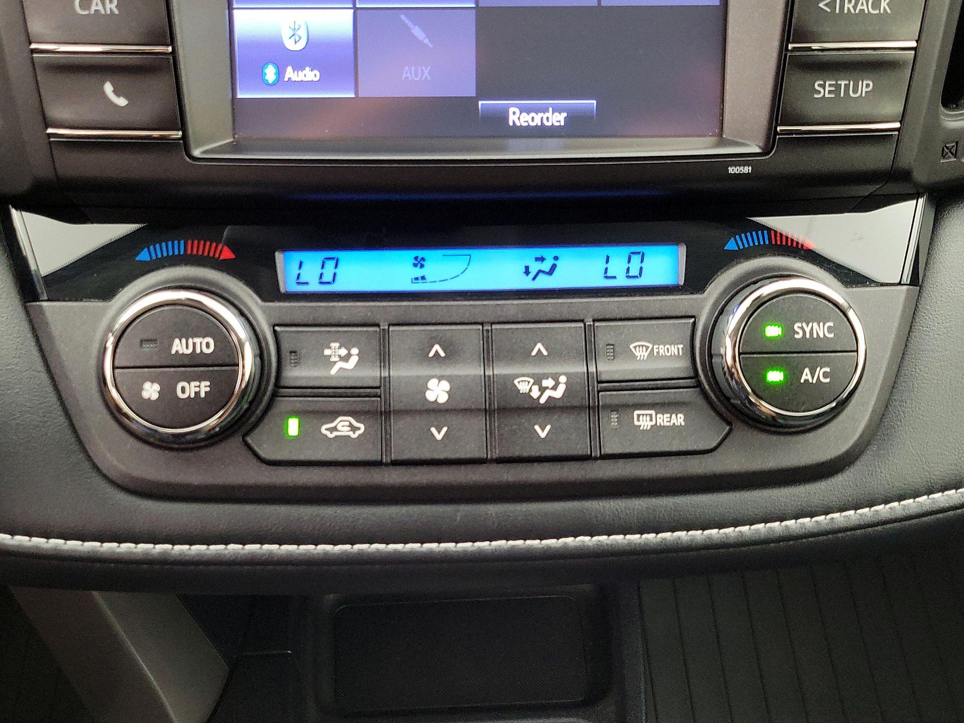 Thumbnail: 2018 Toyota RAV4 - 16