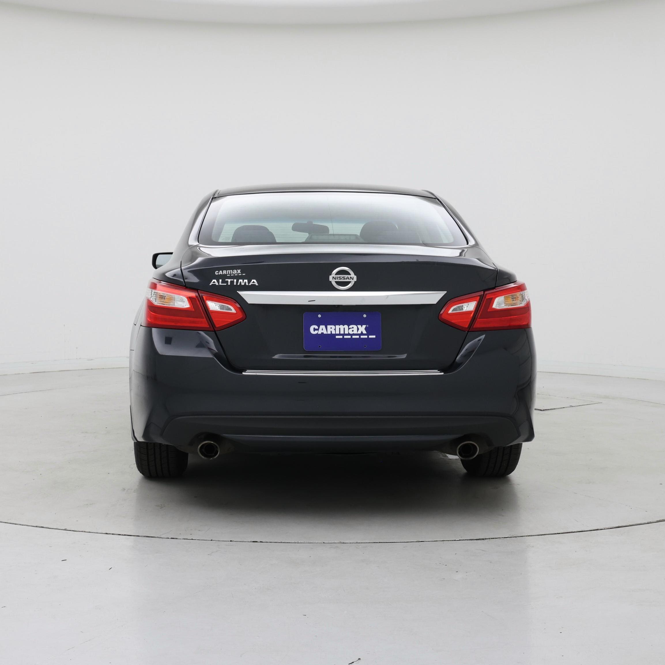 Thumbnail: 2017 Nissan Altima - 6