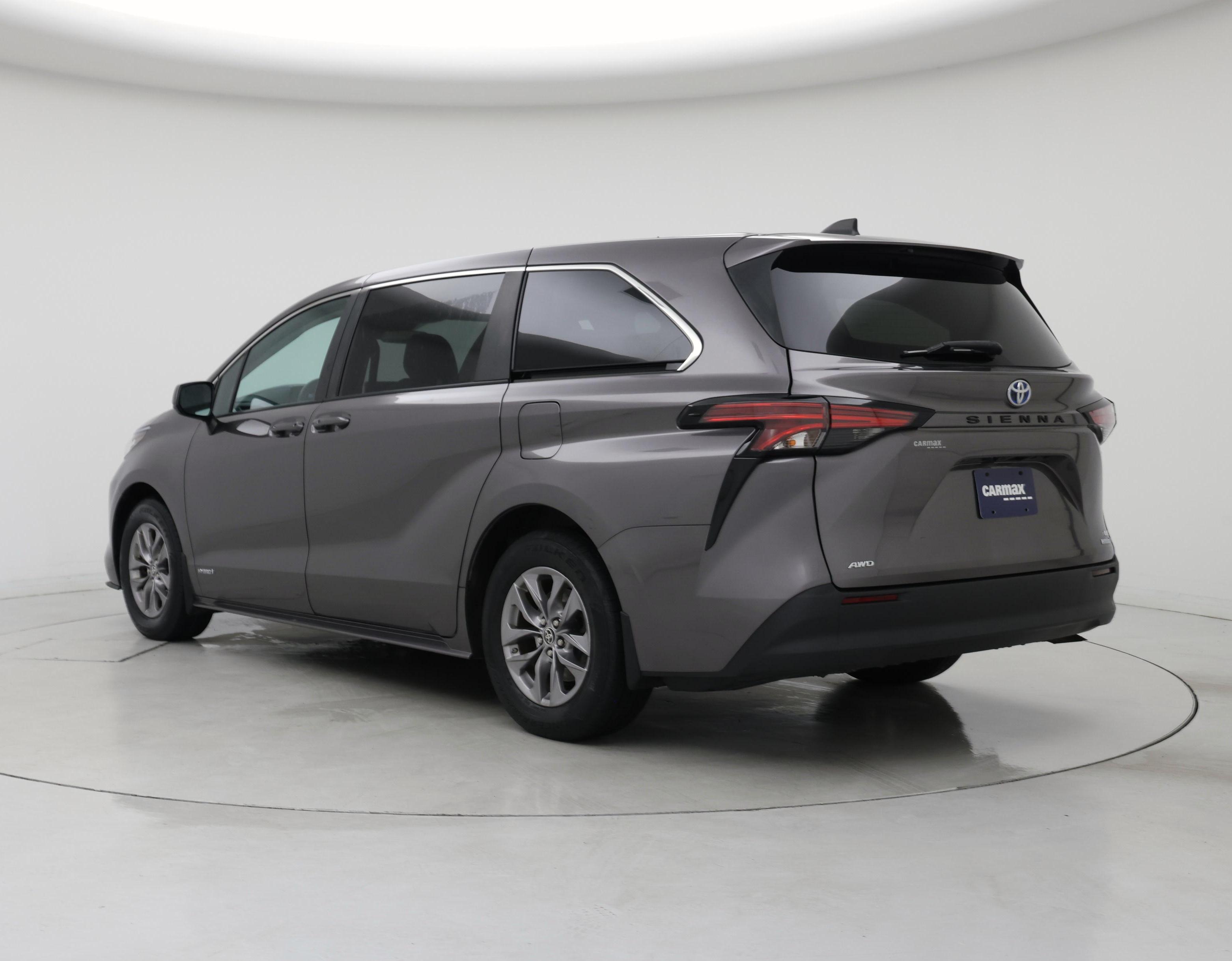 Thumbnail: 2021 Toyota Sienna - 2