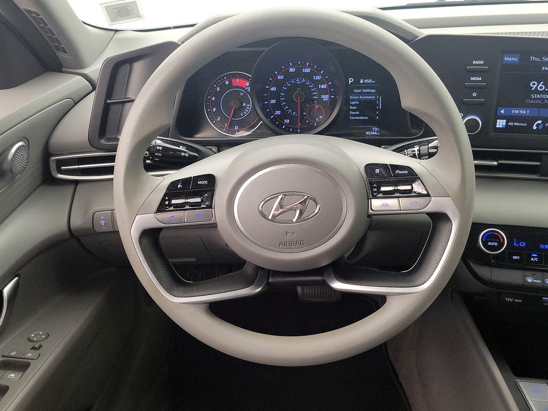 Thumbnail: 2023 Hyundai Elantra - 10
