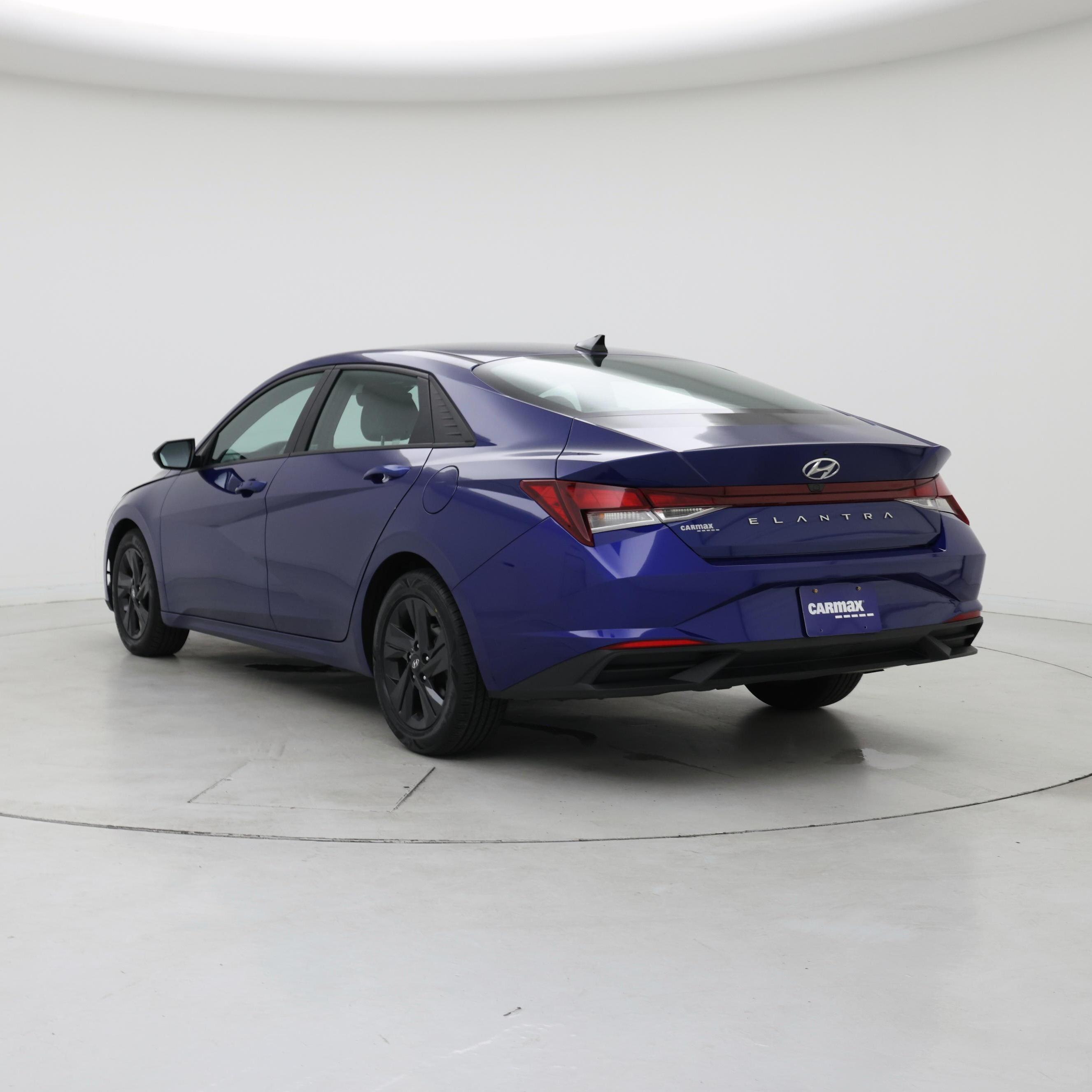 Thumbnail: 2023 Hyundai Elantra - 2