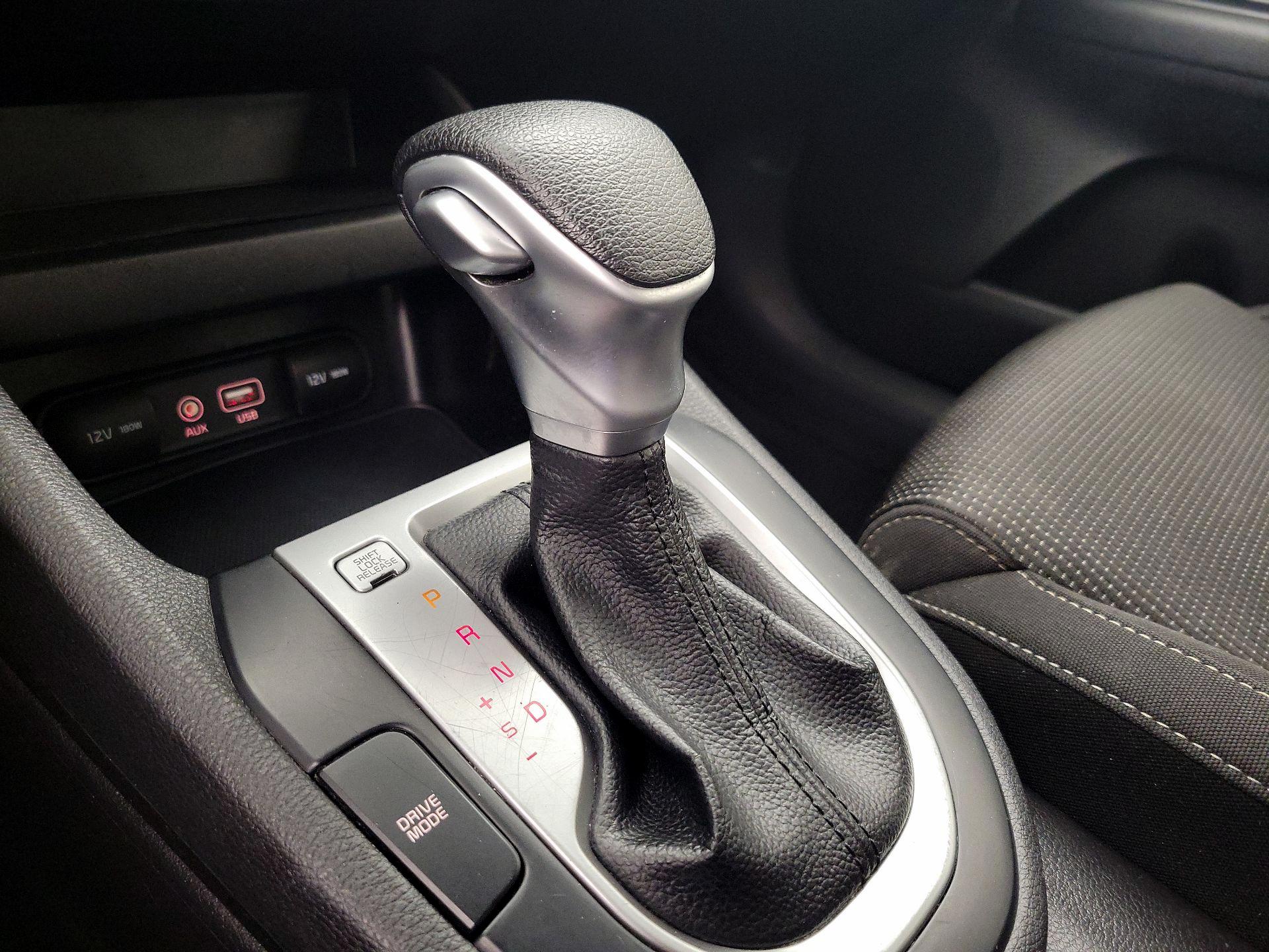 Thumbnail: 2020 Kia Forte - 17