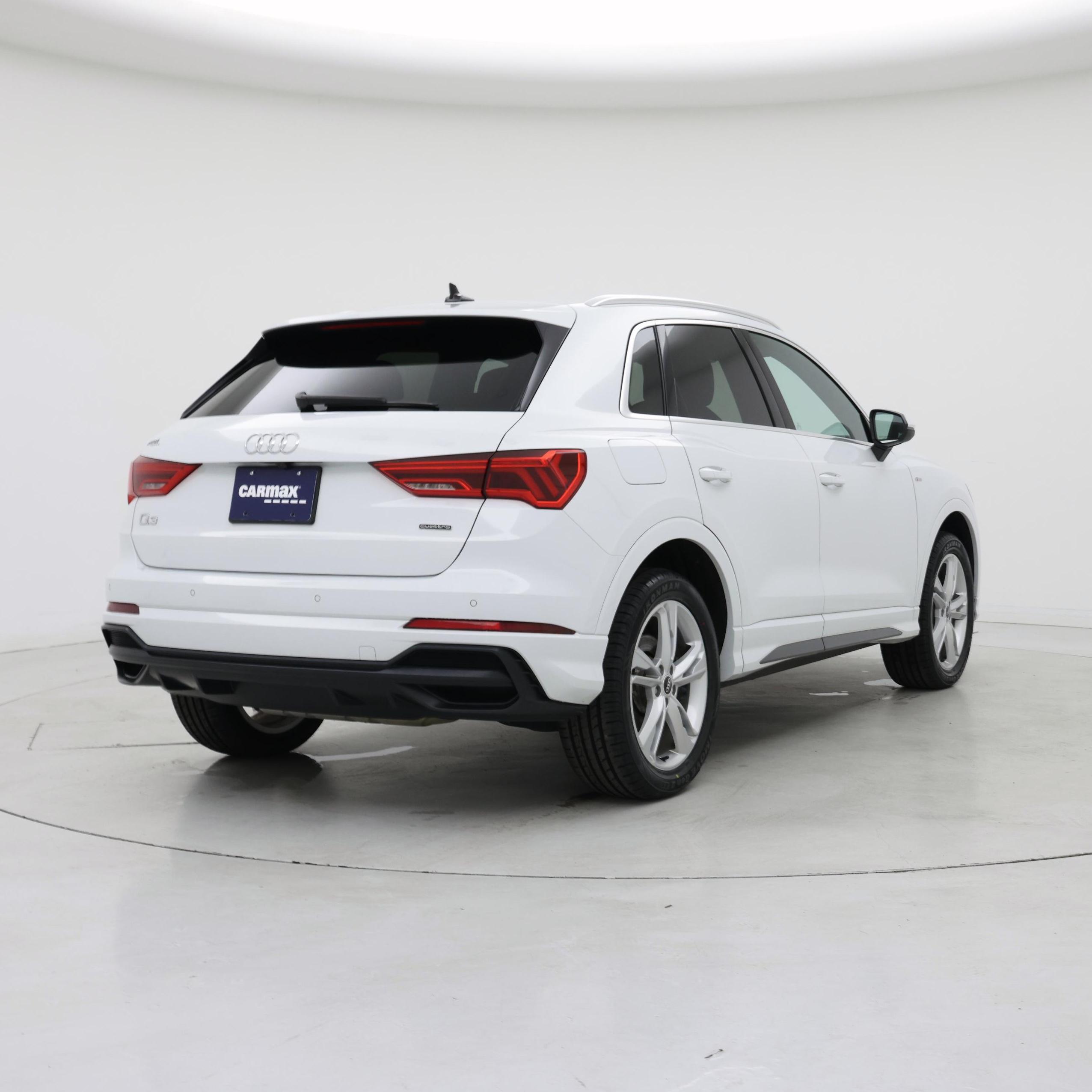 Thumbnail: 2021 Audi Q3 - 8