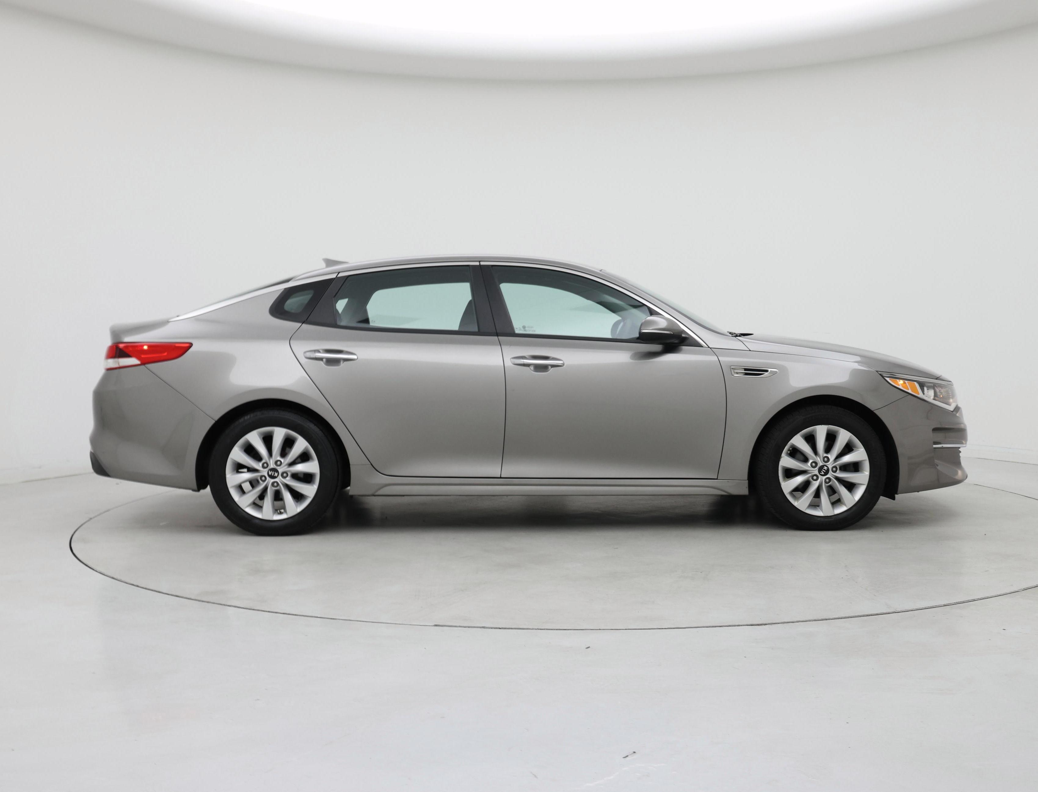 Thumbnail: 2018 Kia Optima - 7