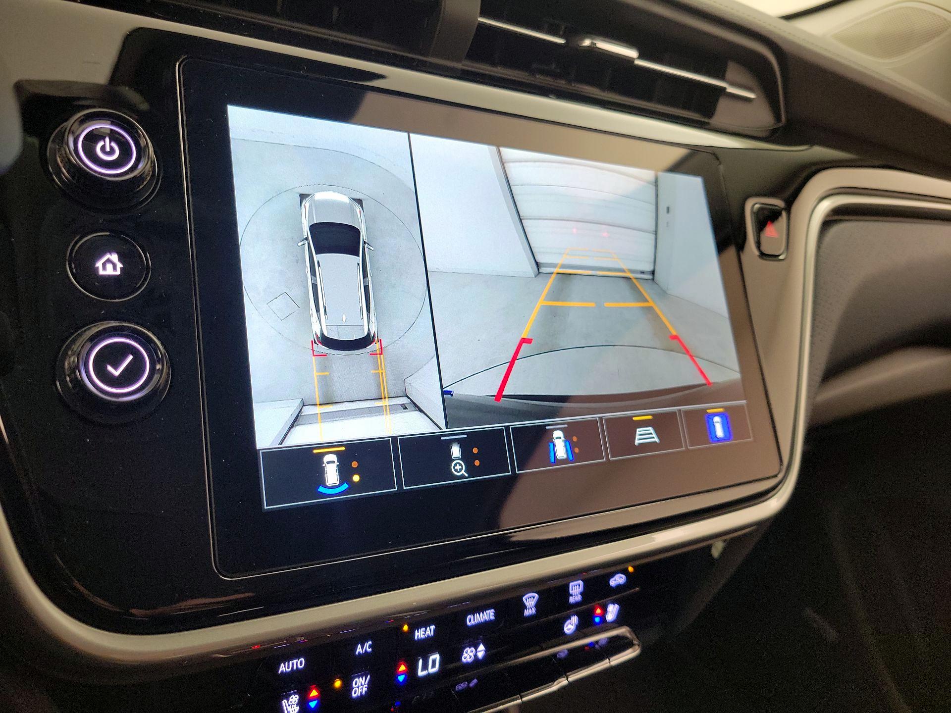 Thumbnail: 2023 Chevrolet Bolt EUV - 15