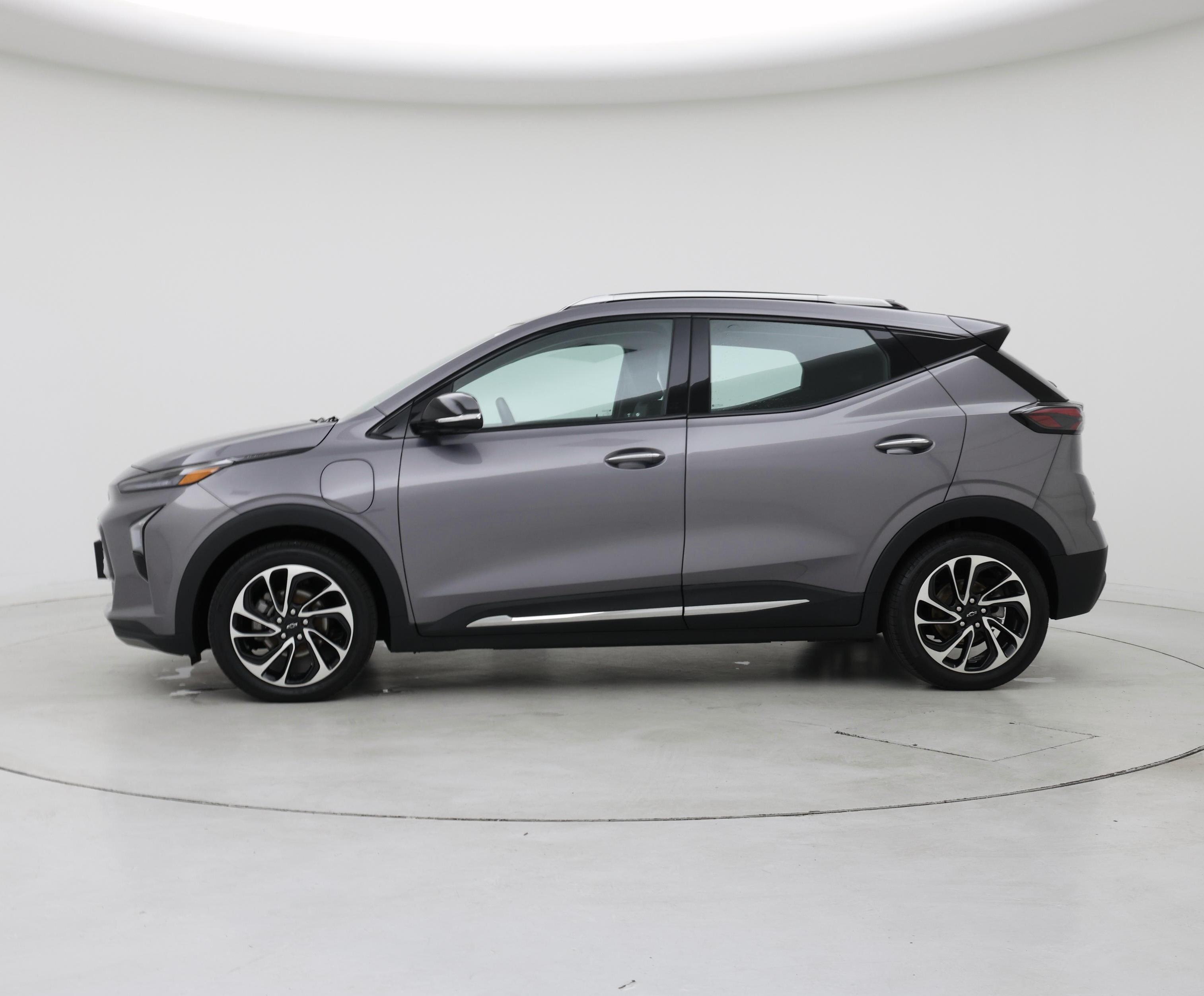 Thumbnail: 2023 Chevrolet Bolt EUV - 3