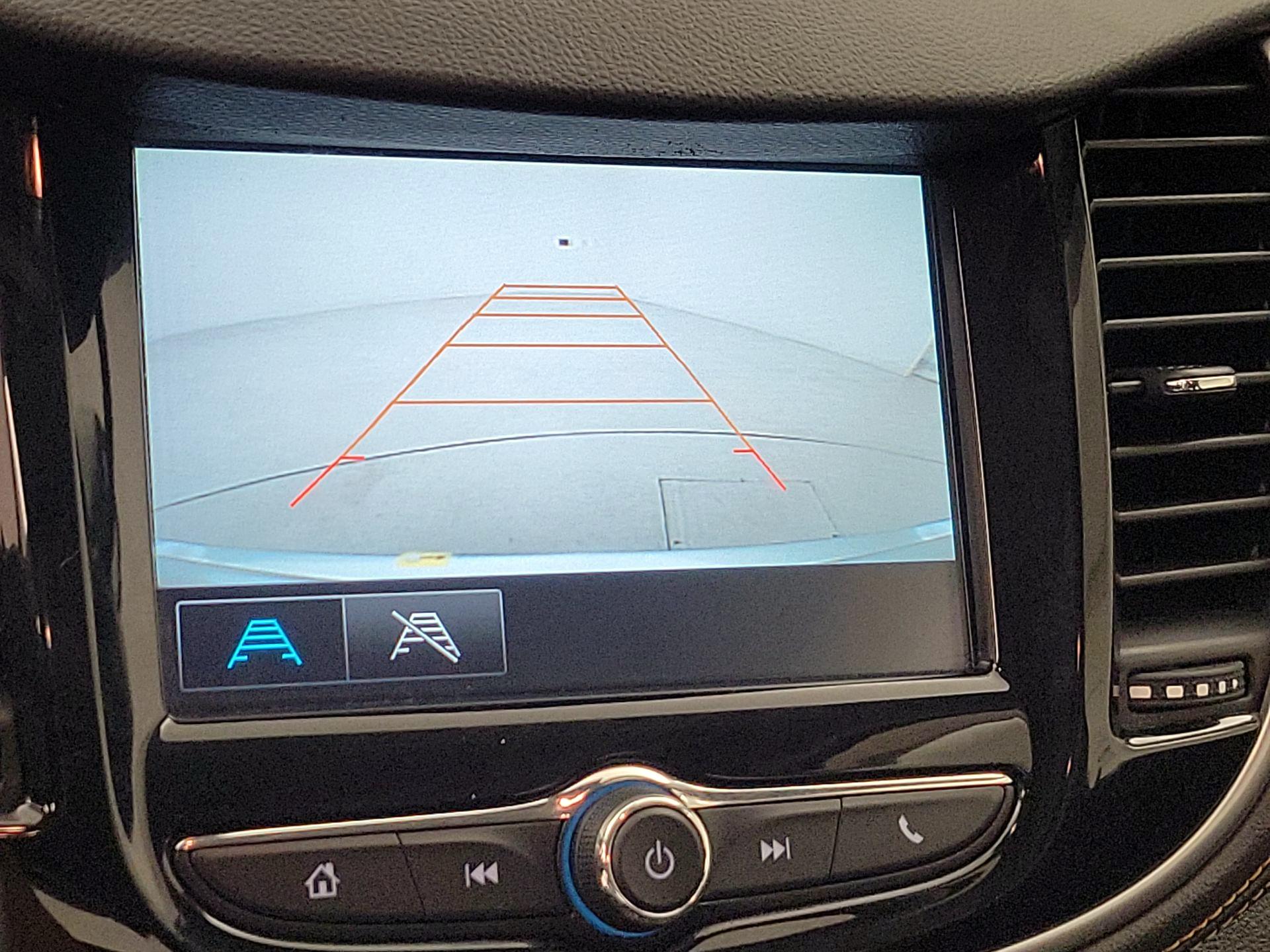 Thumbnail: 2017 Chevrolet Trax - 14