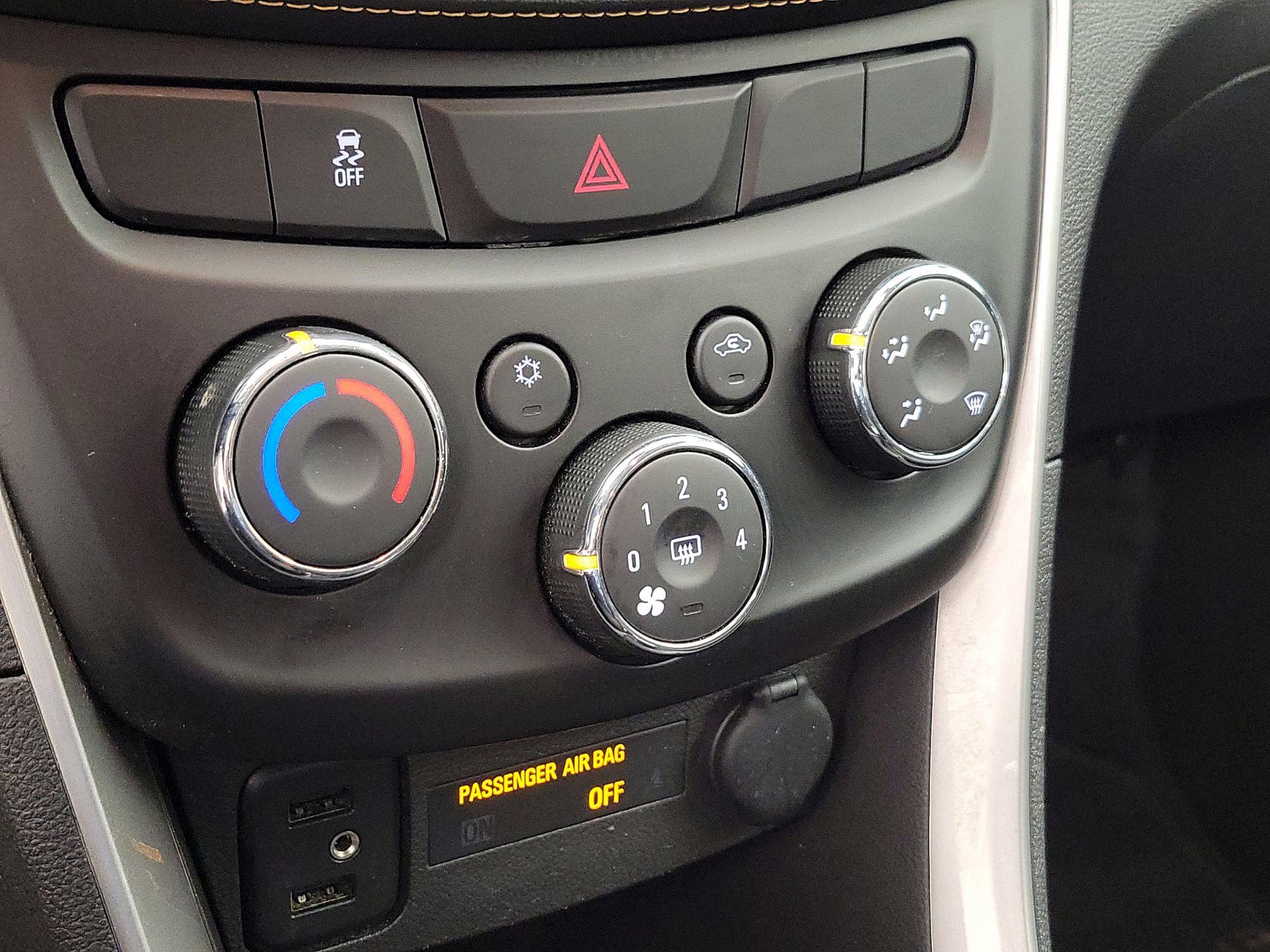 Thumbnail: 2017 Chevrolet Trax - 16