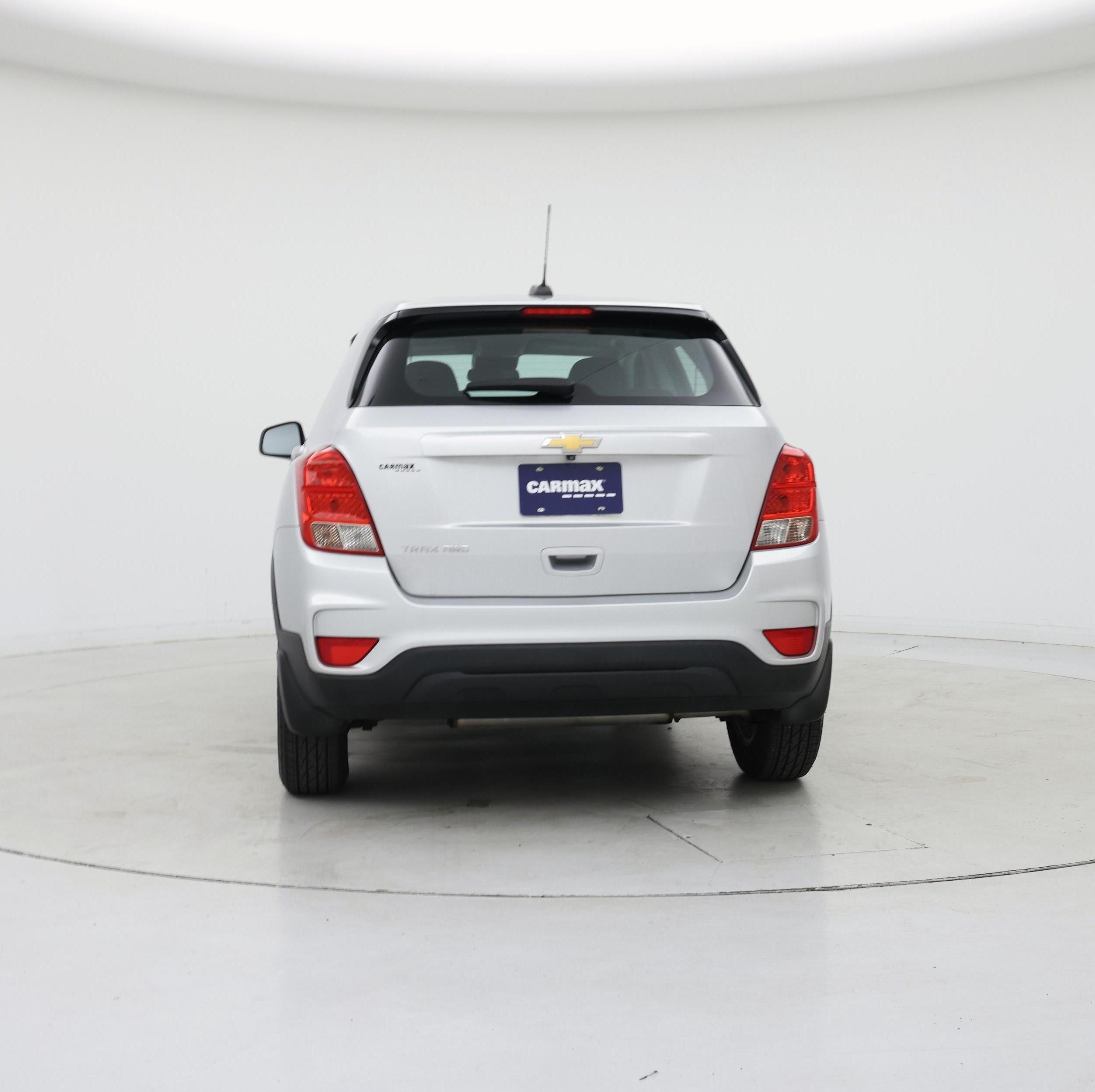 Thumbnail: 2017 Chevrolet Trax - 6