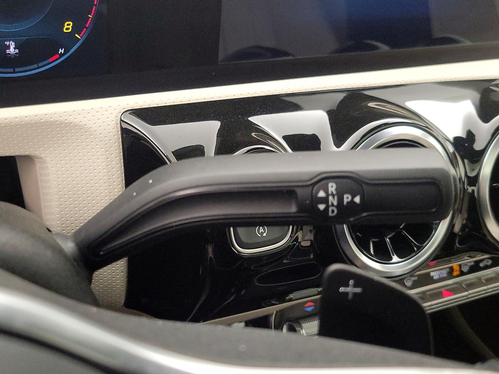 Thumbnail: 2020 Mercedes-Benz A-Class - 18
